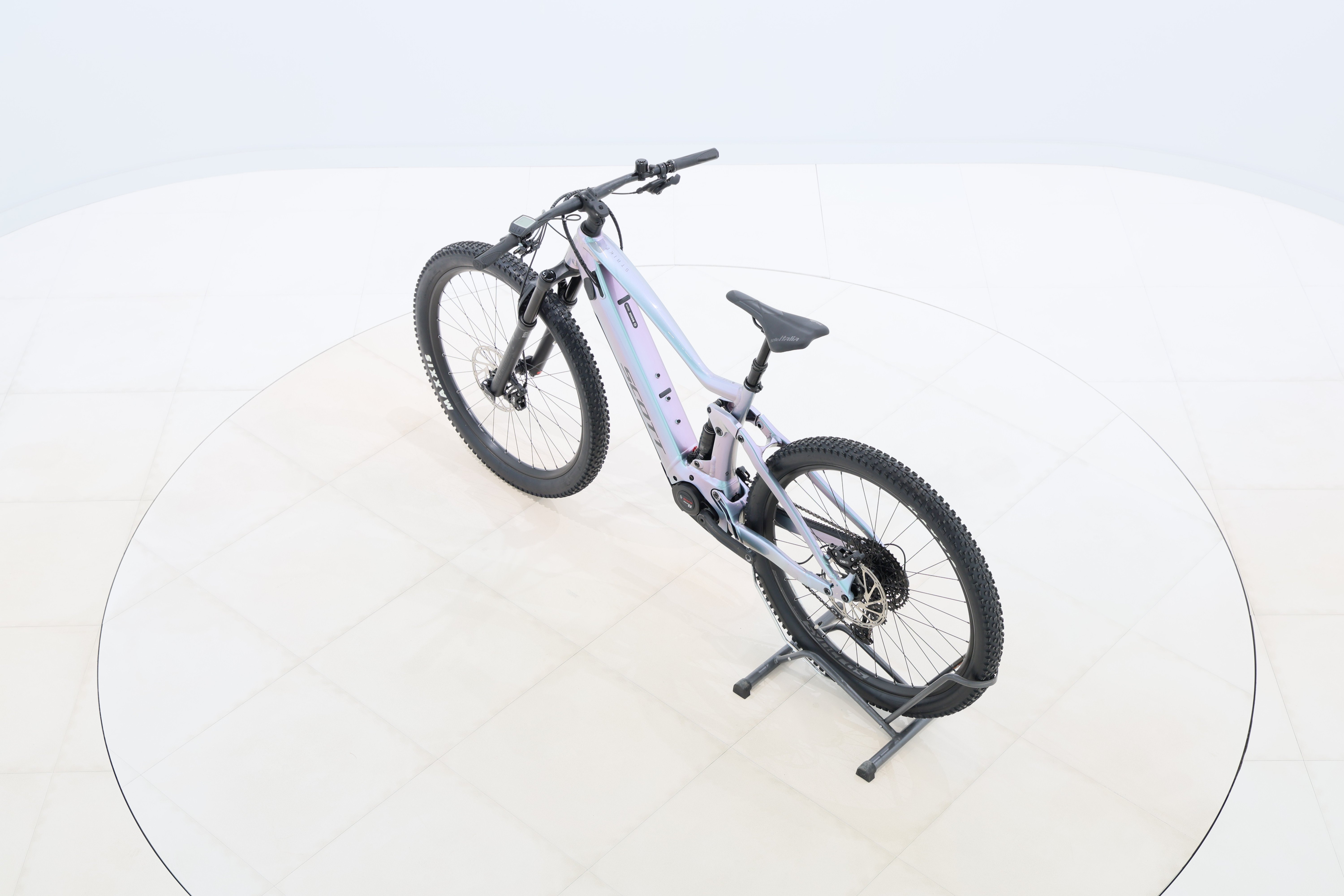 560770bf-8a35-4f3c-909e-a0589240e1cf