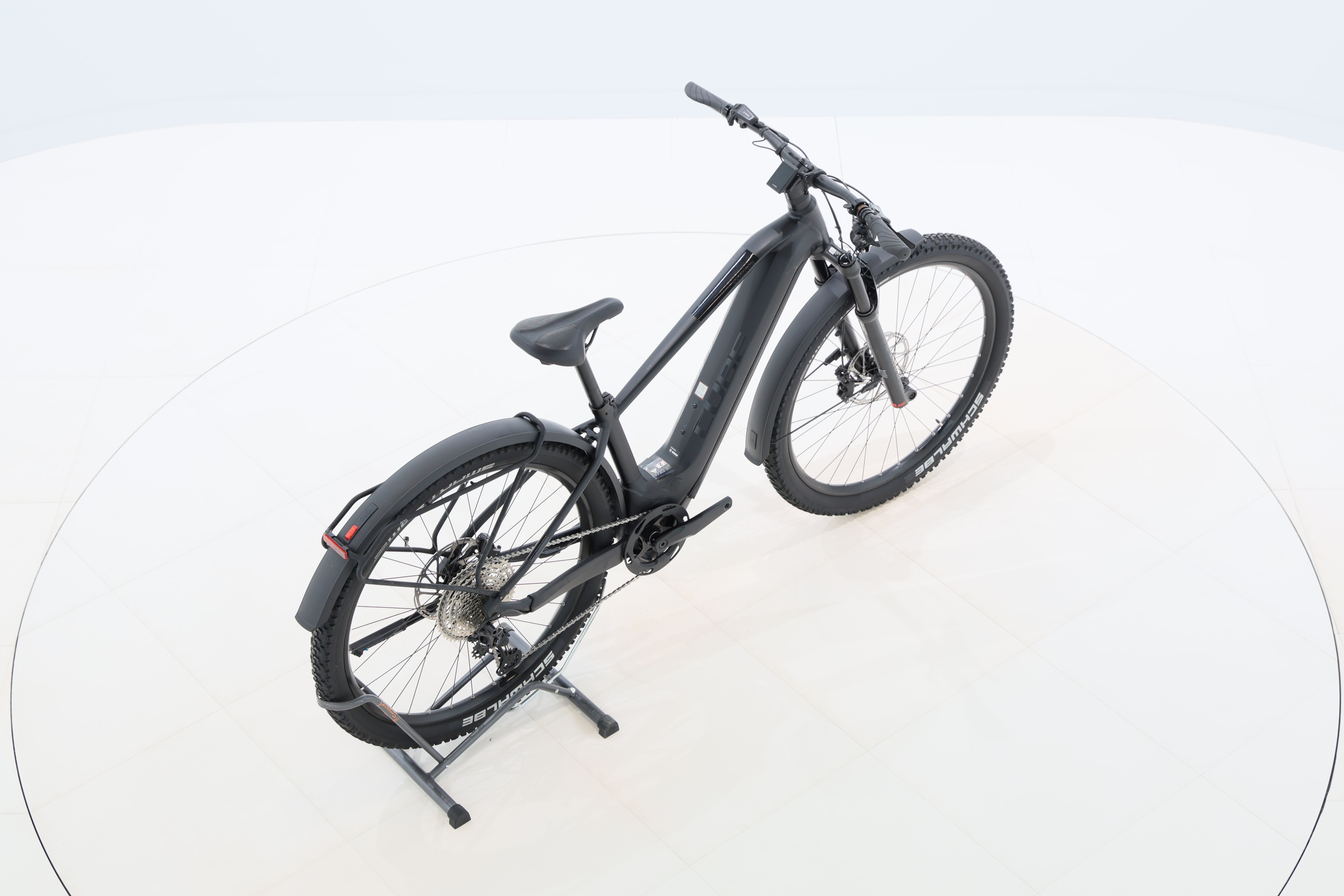 b48b06a2-55a7-41c2-a744-c8e1eedd7a8f