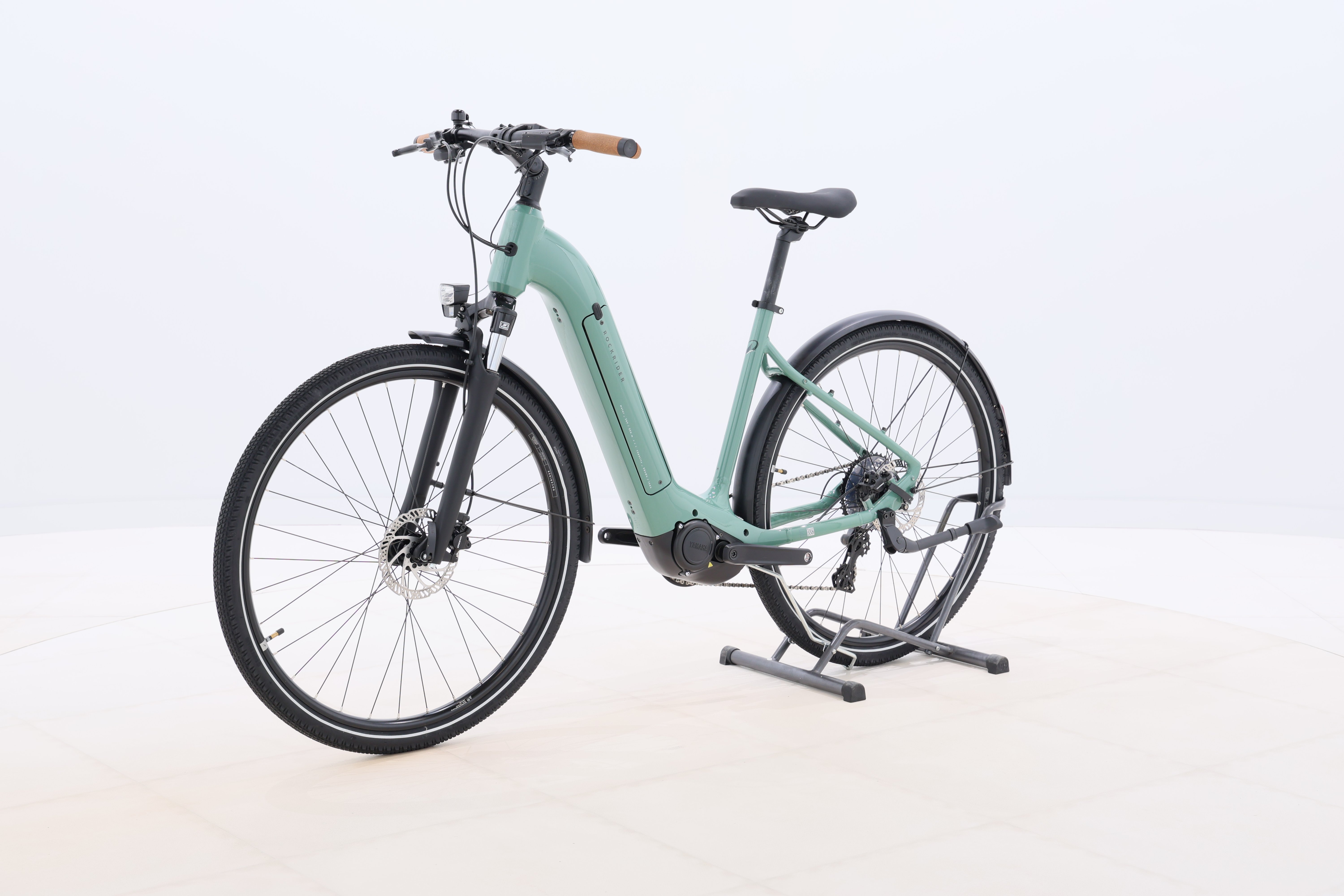 f53b539a-169a-4df5-961b-c7435943bdab