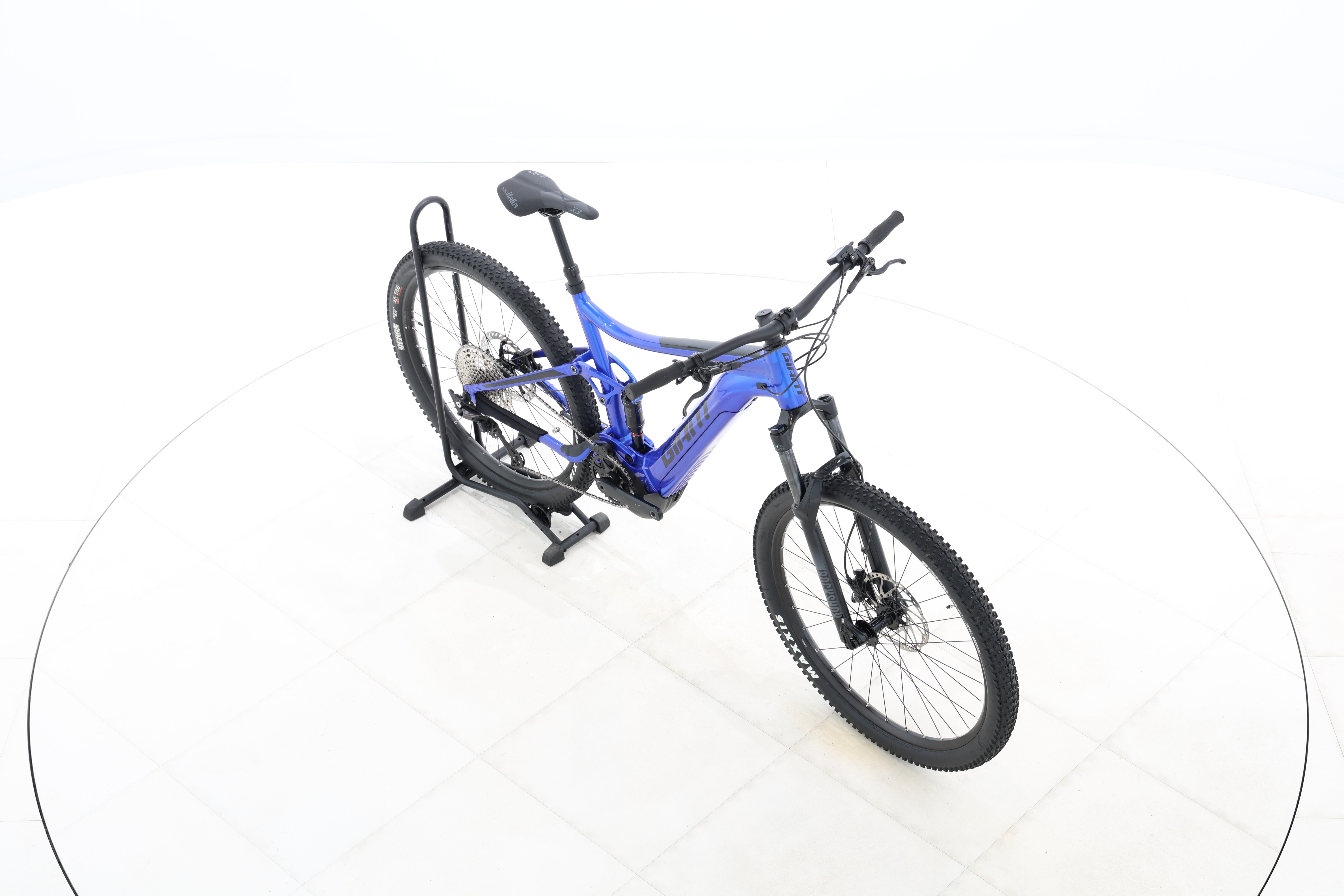 204f49c3-0550-4b85-a1da-76781be2b73c