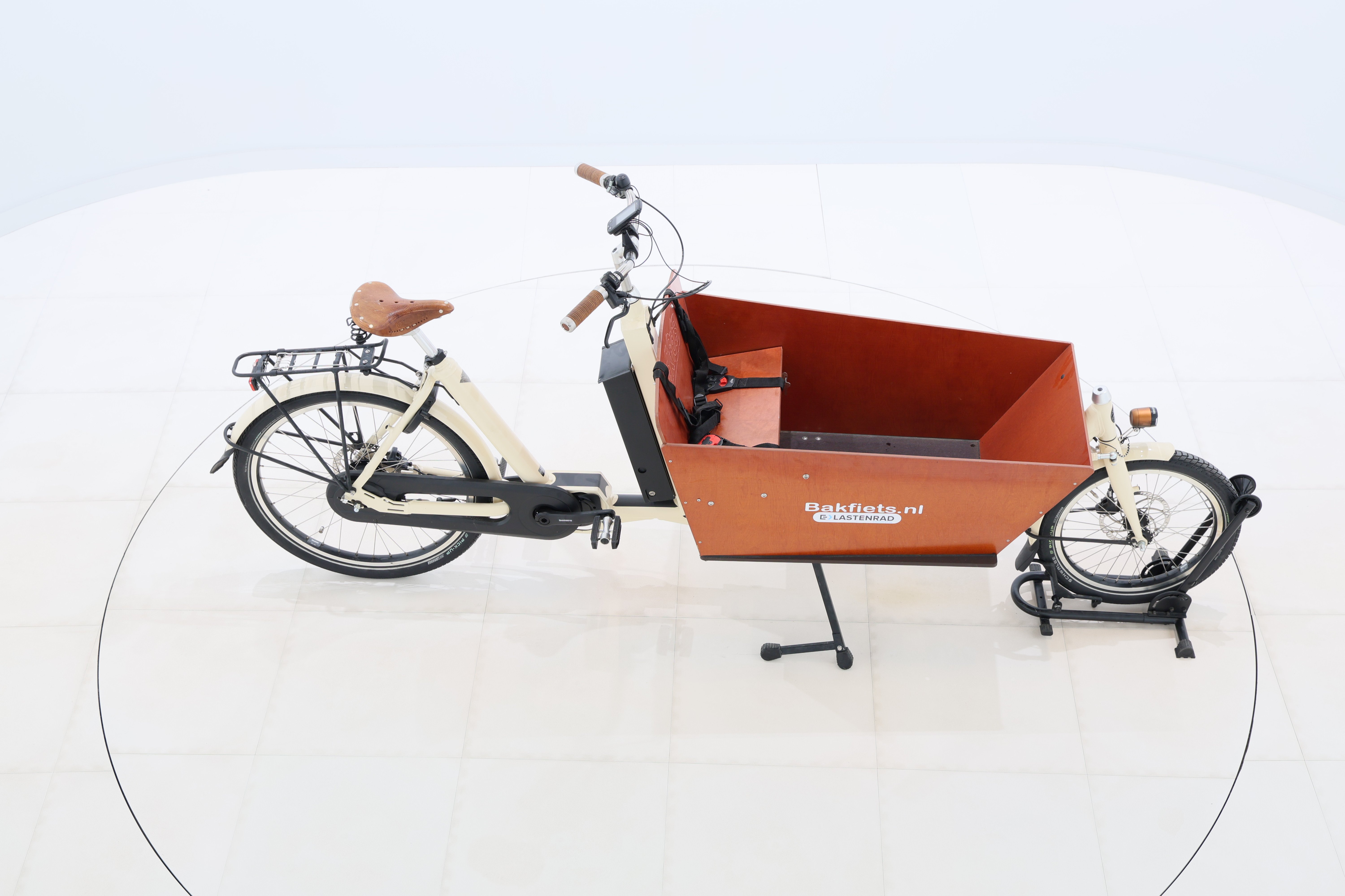 8f7c2648-a20c-4018-a538-513234dc3421