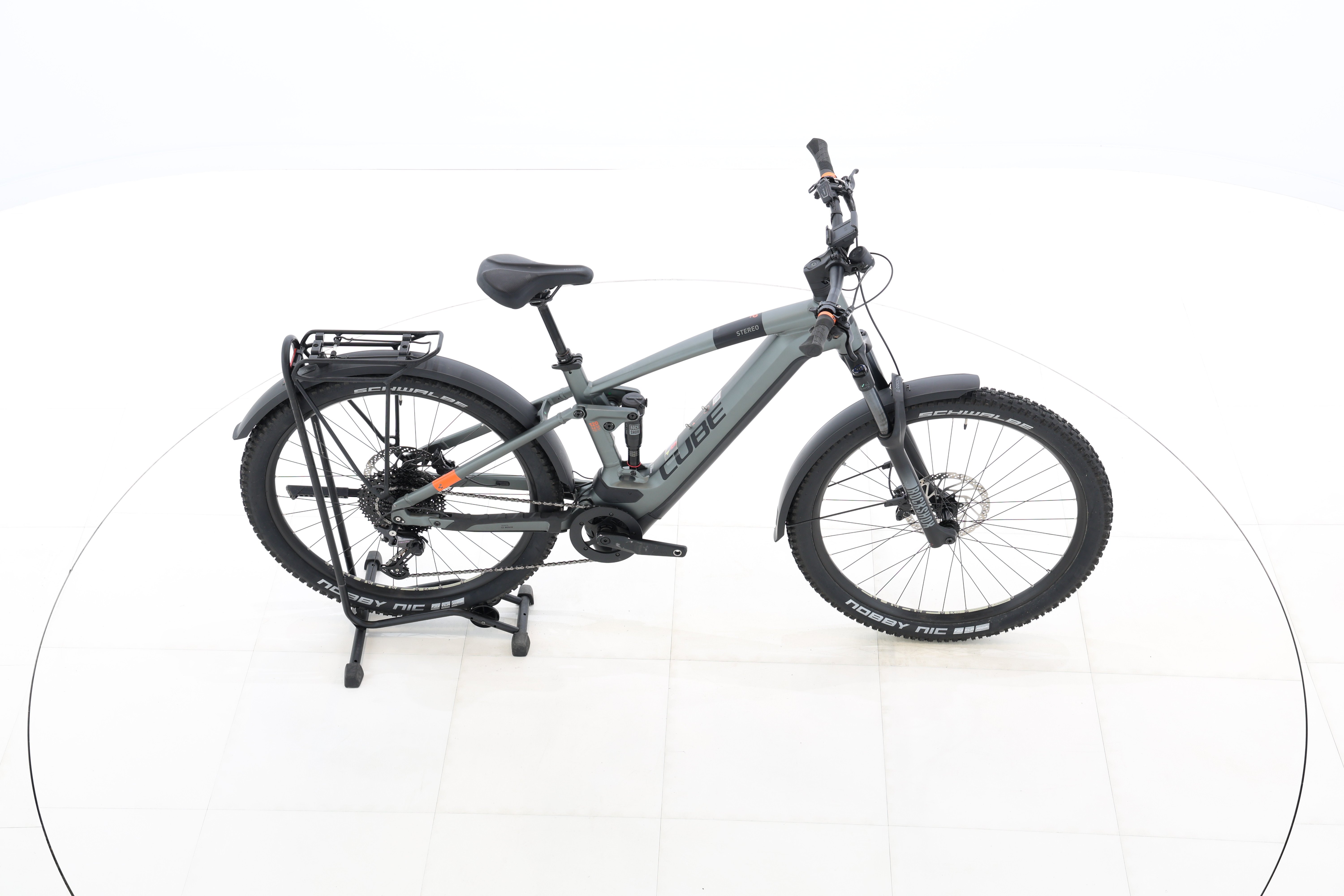 1bcdca90-3bb2-40e6-a427-e3d63cc8ed4d