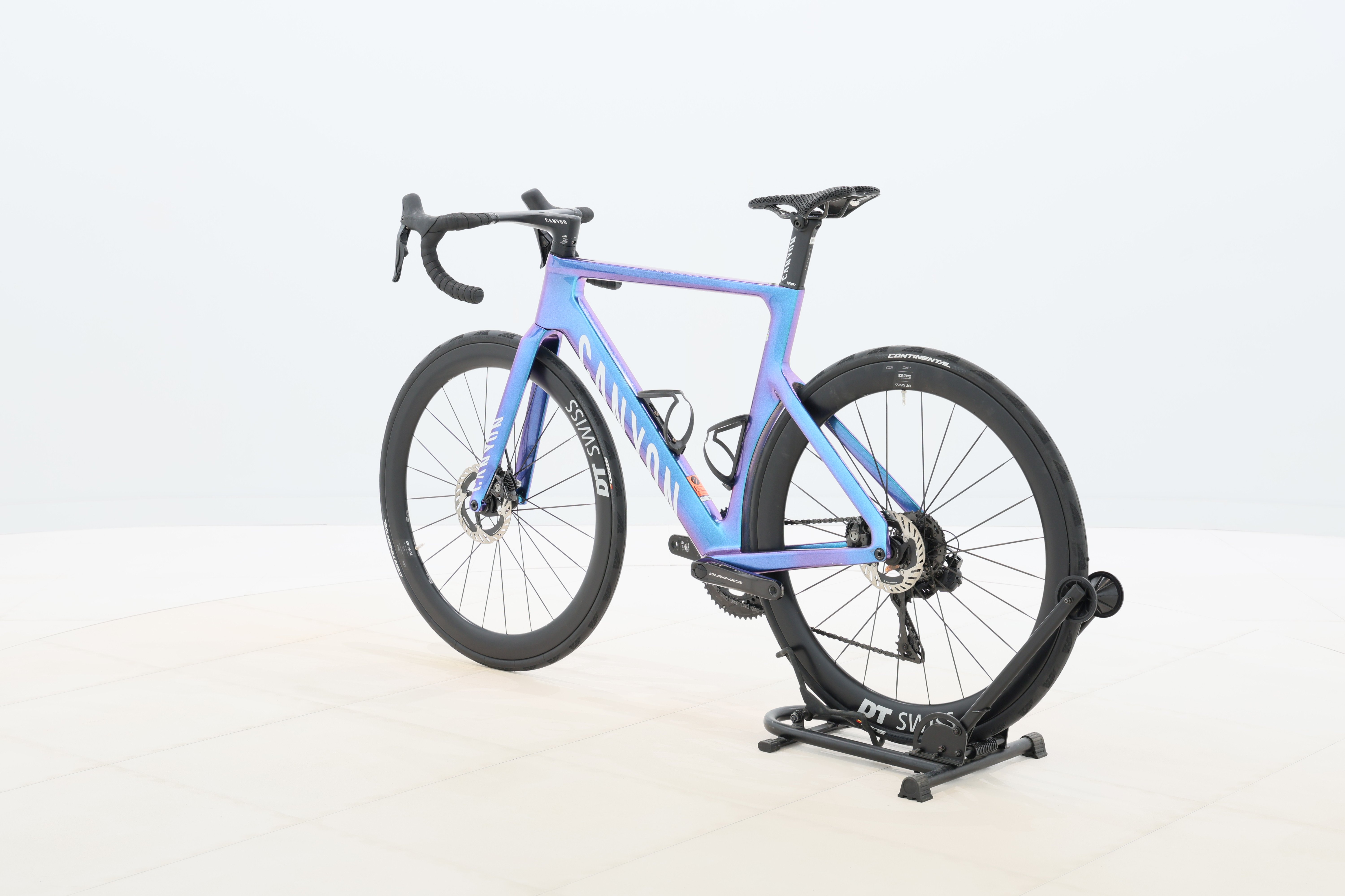 a6b495a5-730a-42e5-80a3-6a01161cd136