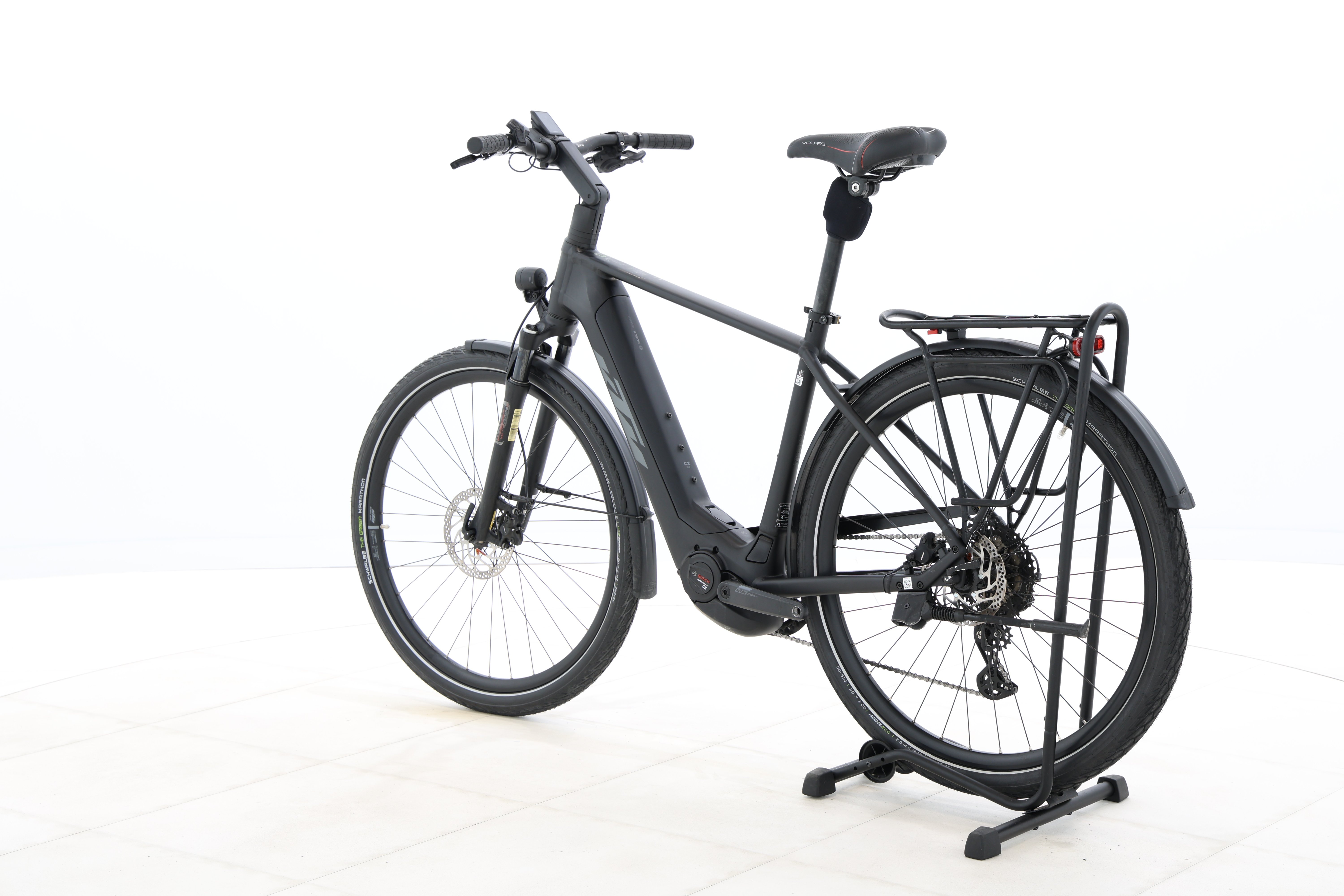 136b250f-6f92-448f-9aab-c634bf30d6ce