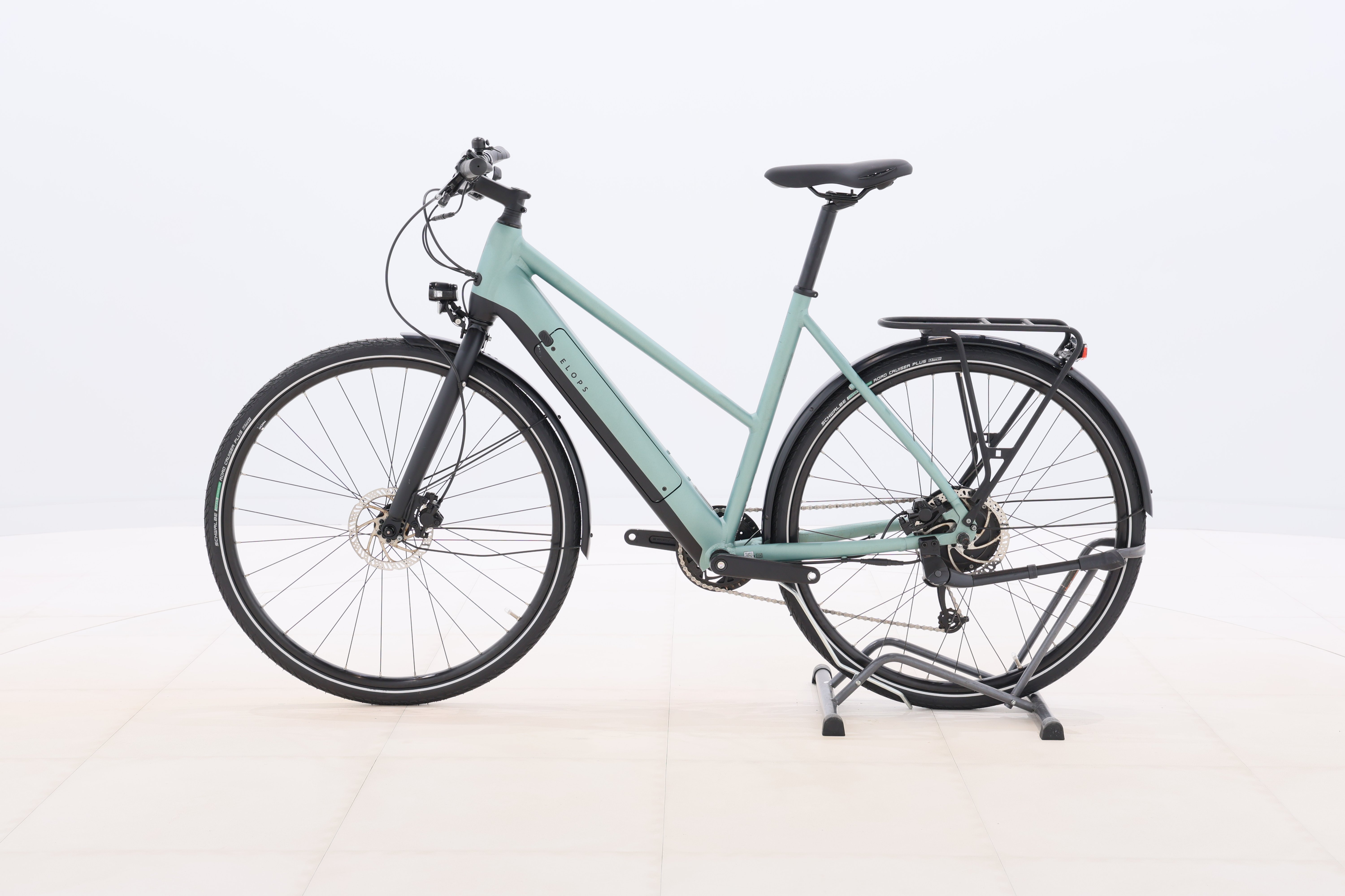 16602565-58c1-49ad-8dba-33e32ca7c1aa