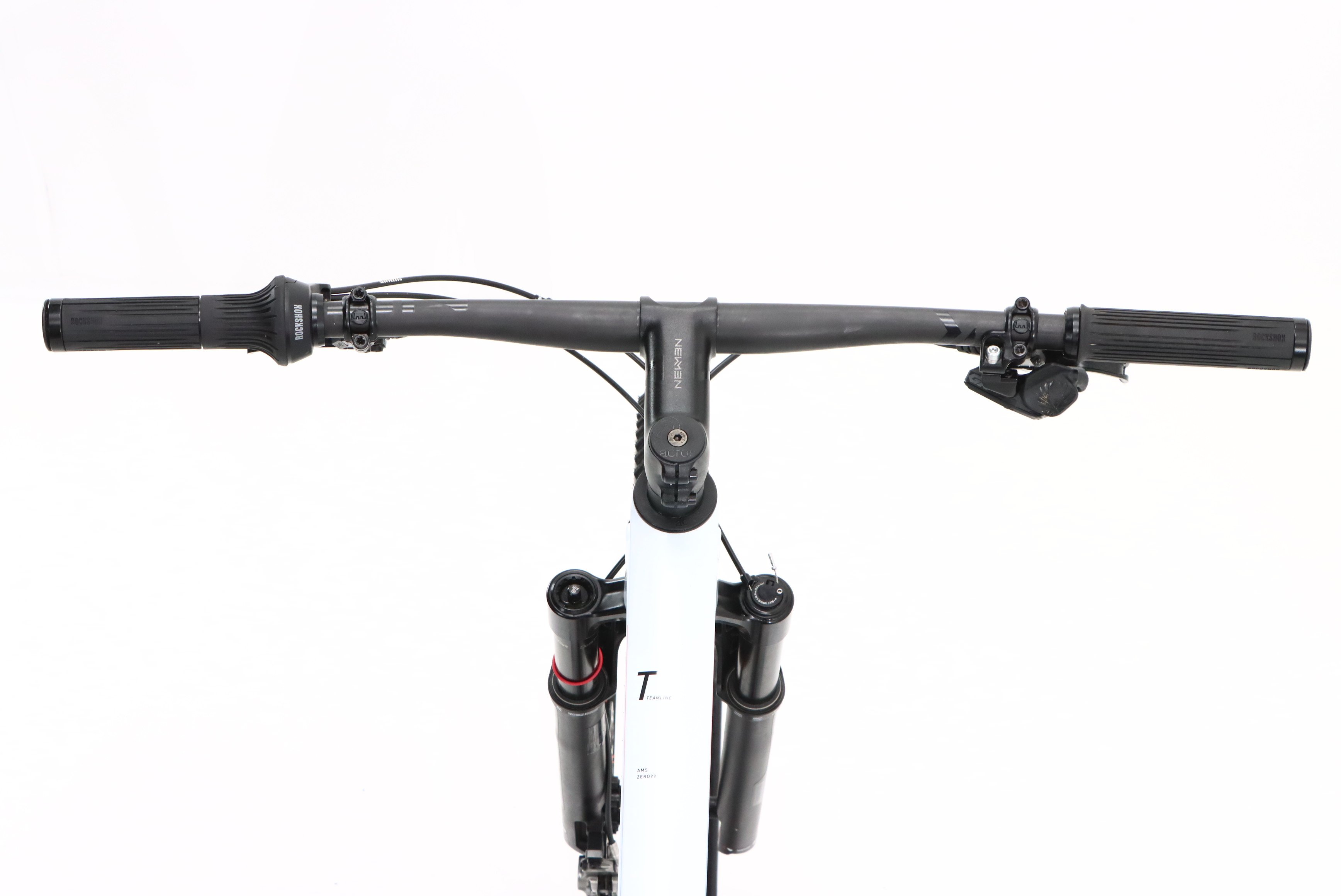 948efcb8-c213-4165-9d62-ccfffe199593