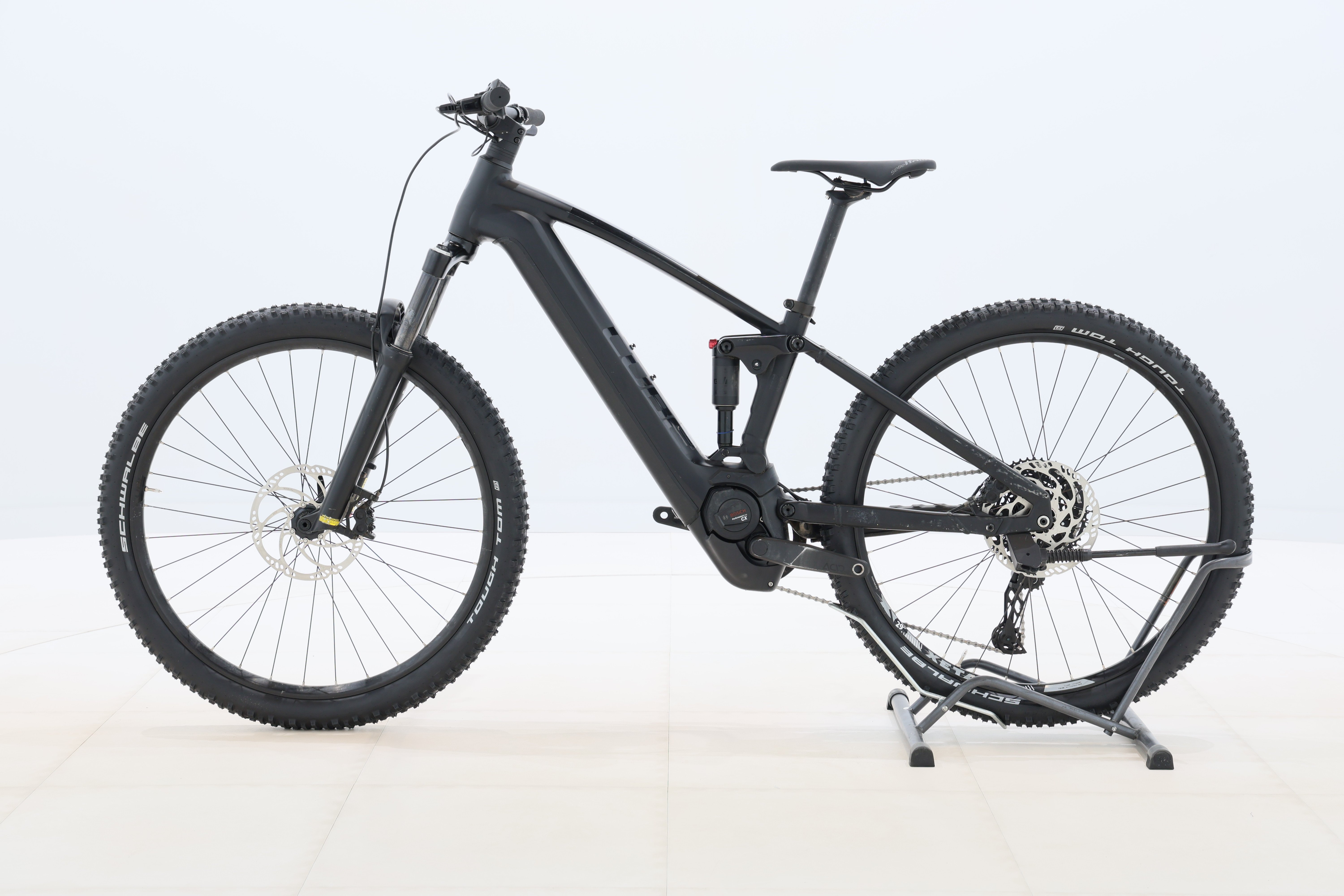 31cdb687-5b03-46a3-aa3b-3cf4c843fe8f