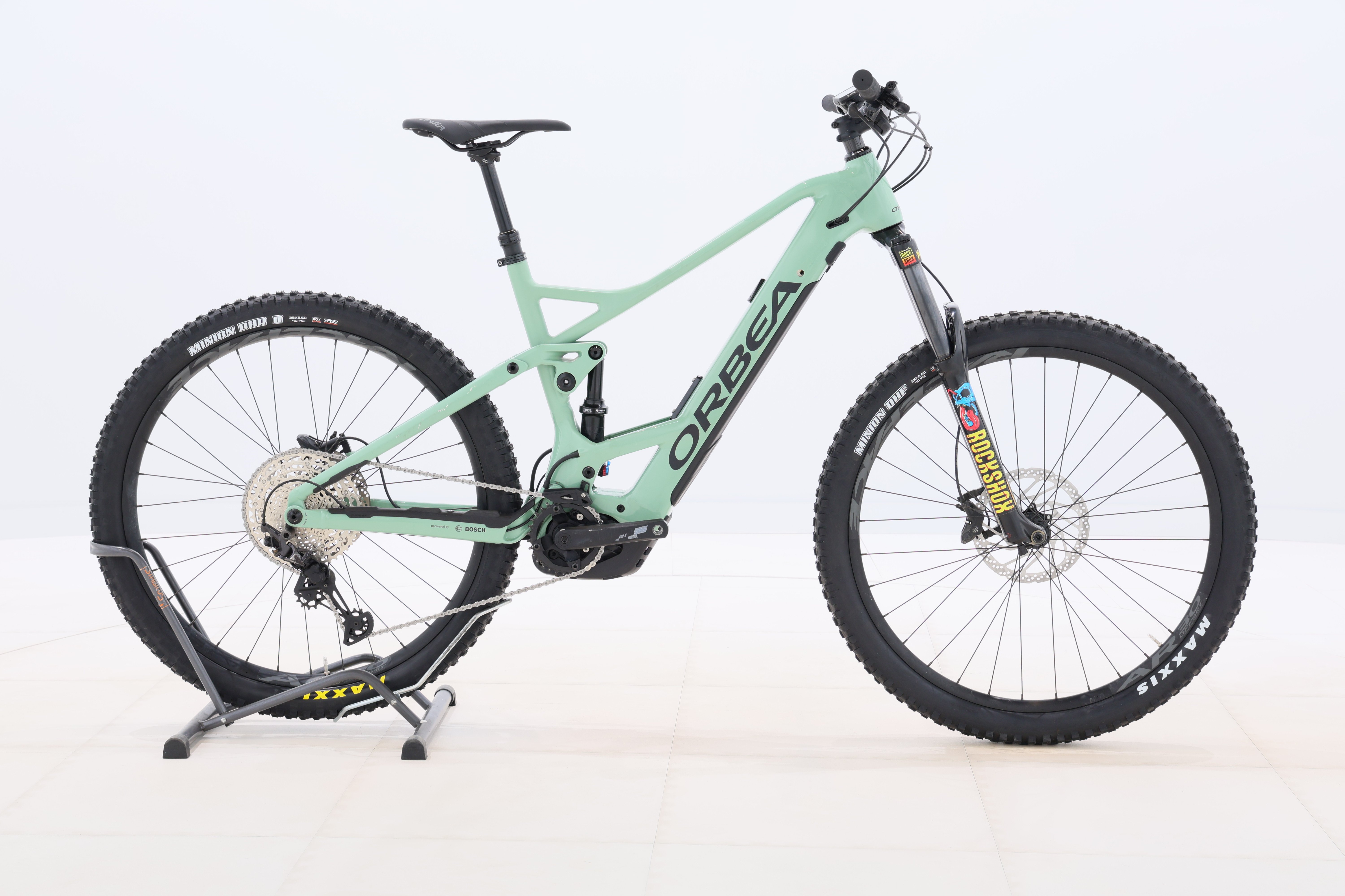 5c028b57-62fb-4c85-9a43-5a7b9cf150c0