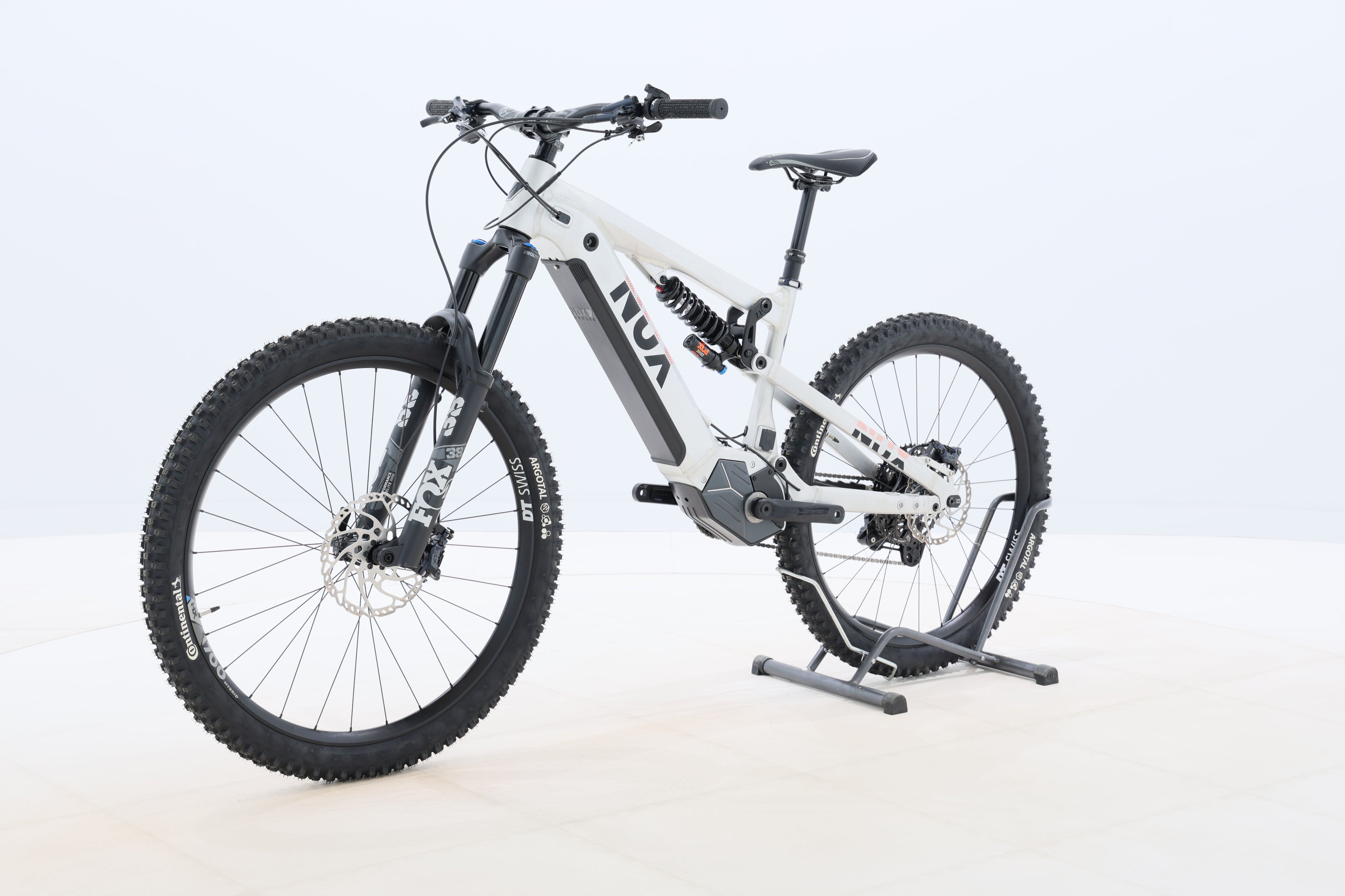 0c7eb6c2-0bcf-4c40-9060-f3af050e7d4c