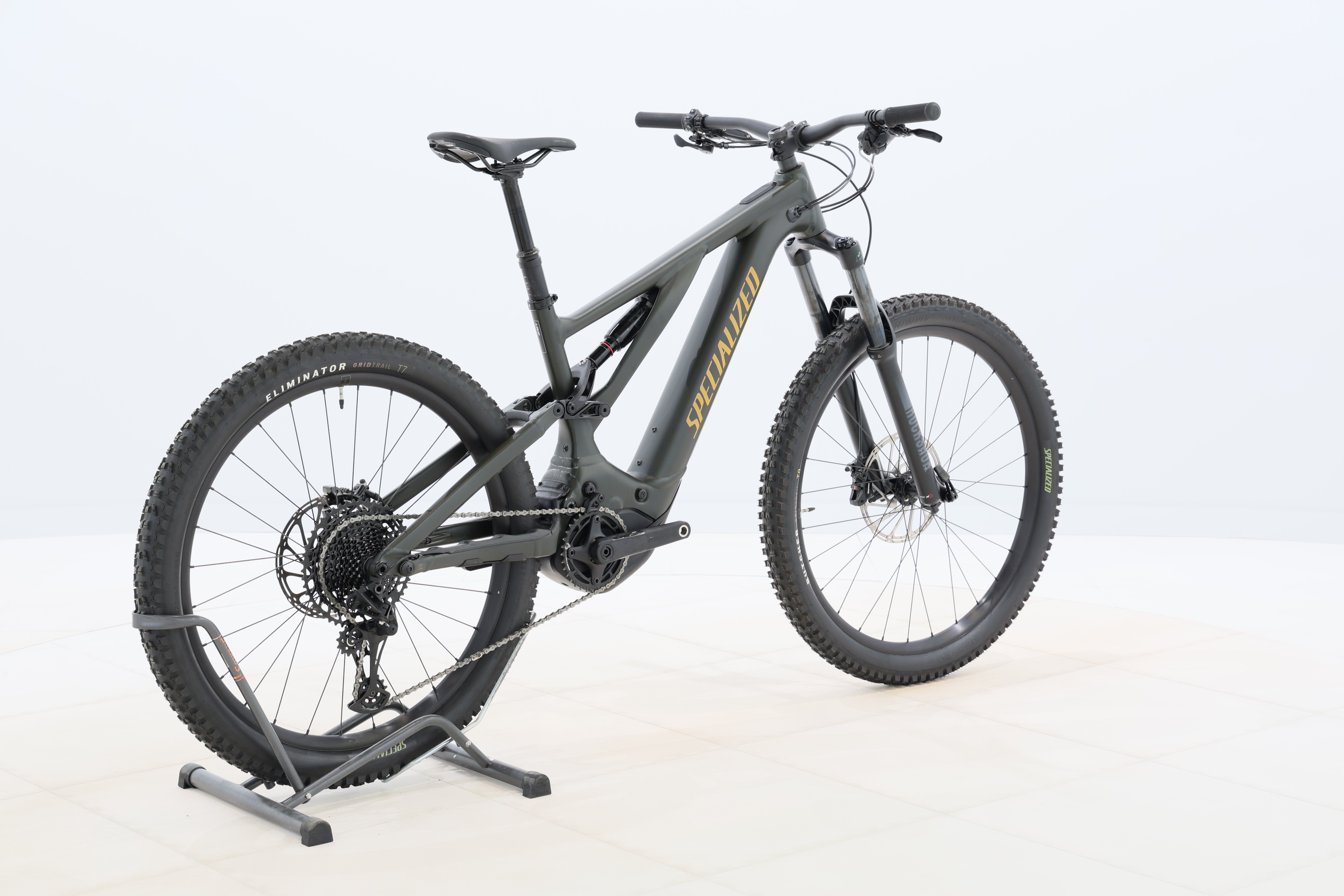 3b35457b-e6bd-437d-af4a-5dc5b6eee40a