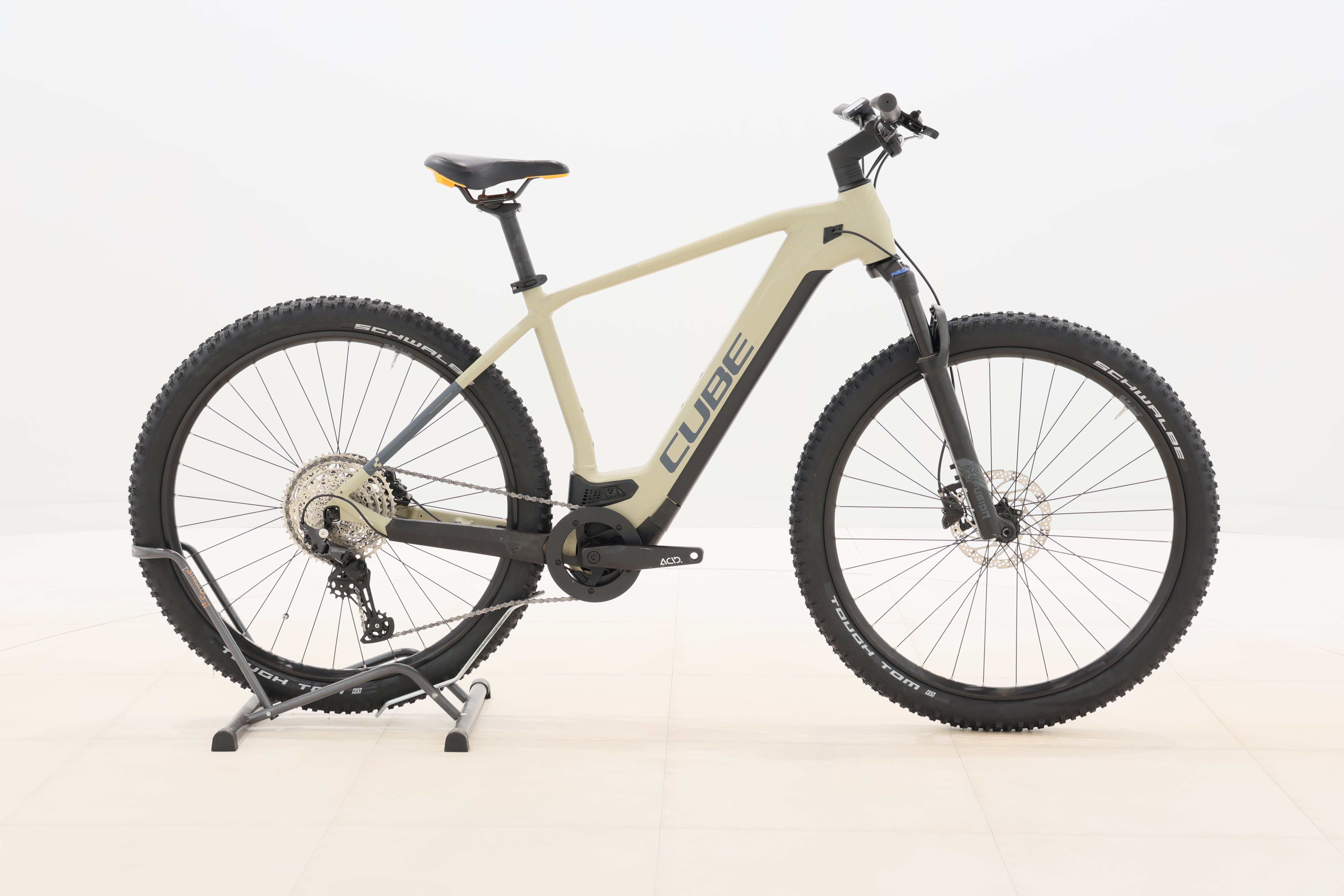 8e3e13d7-30fb-4130-90d9-51c70d8d5fca