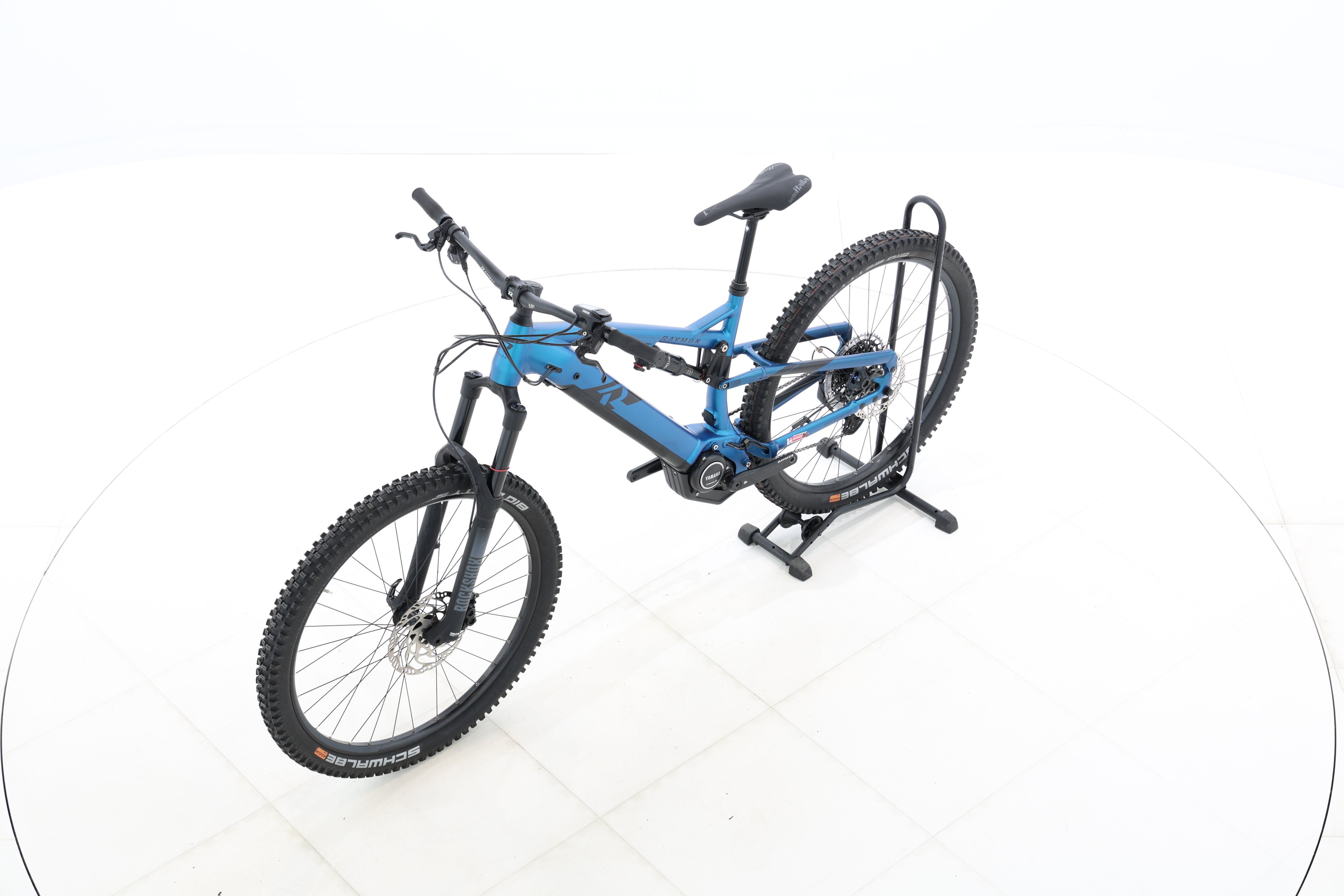 2d556e34-3286-4d17-8f73-ef719cca7008