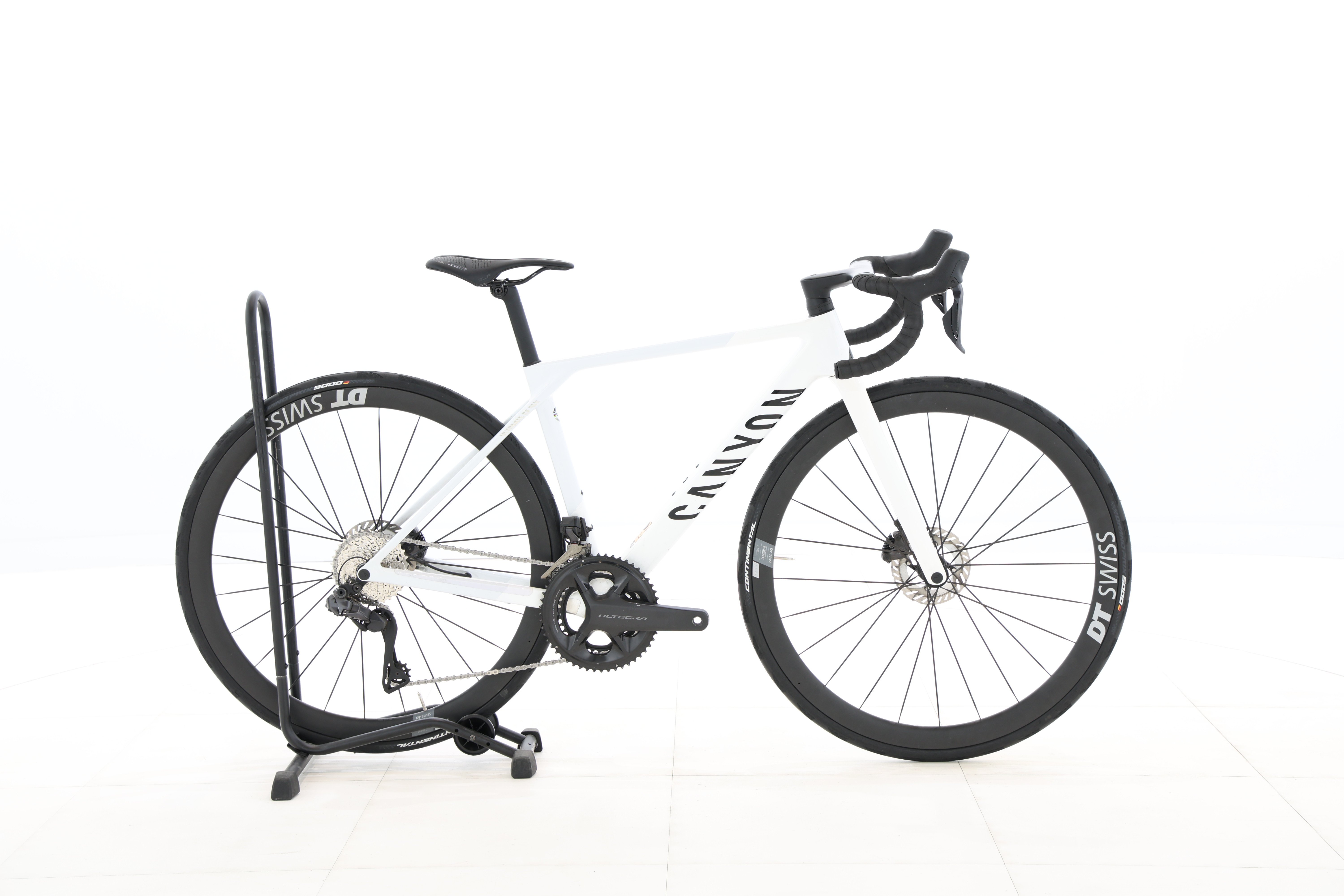 33ea9313-b7a2-413f-97fa-695f069c8c23