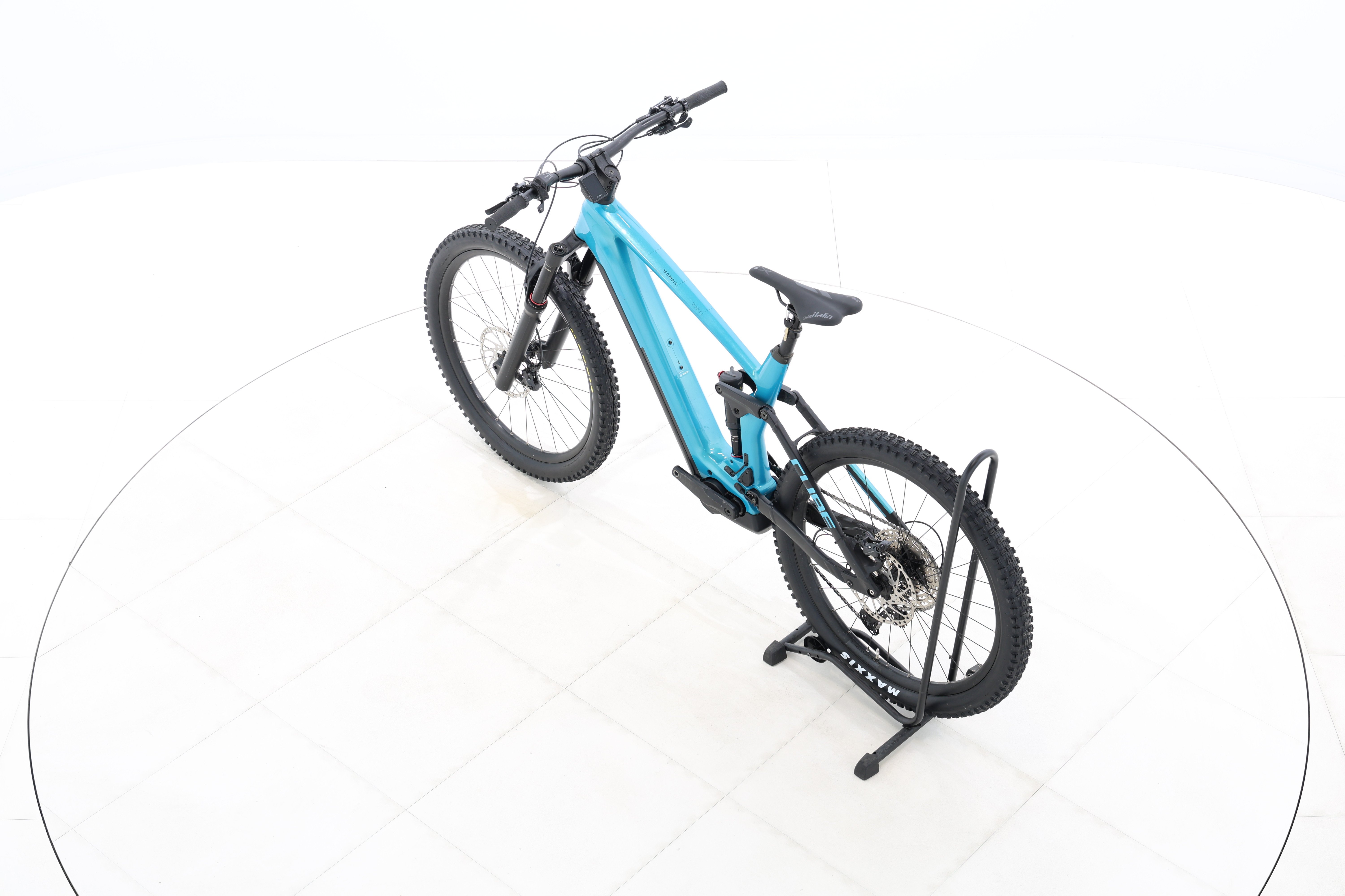 068dea2e-9edd-4cf5-98d3-1d50c2da37b6