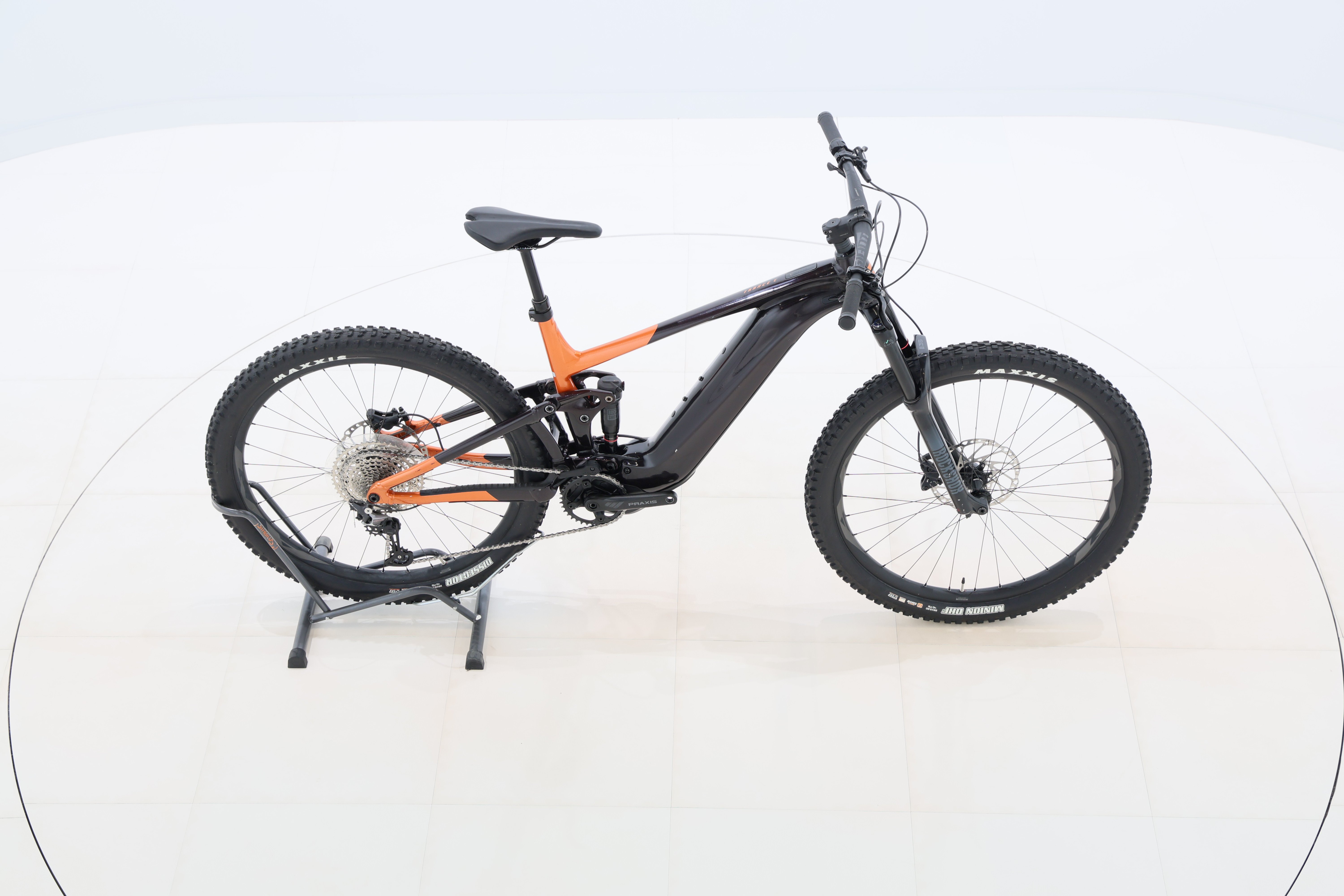 d2c75936-2c64-470a-8471-58612cbe9c19