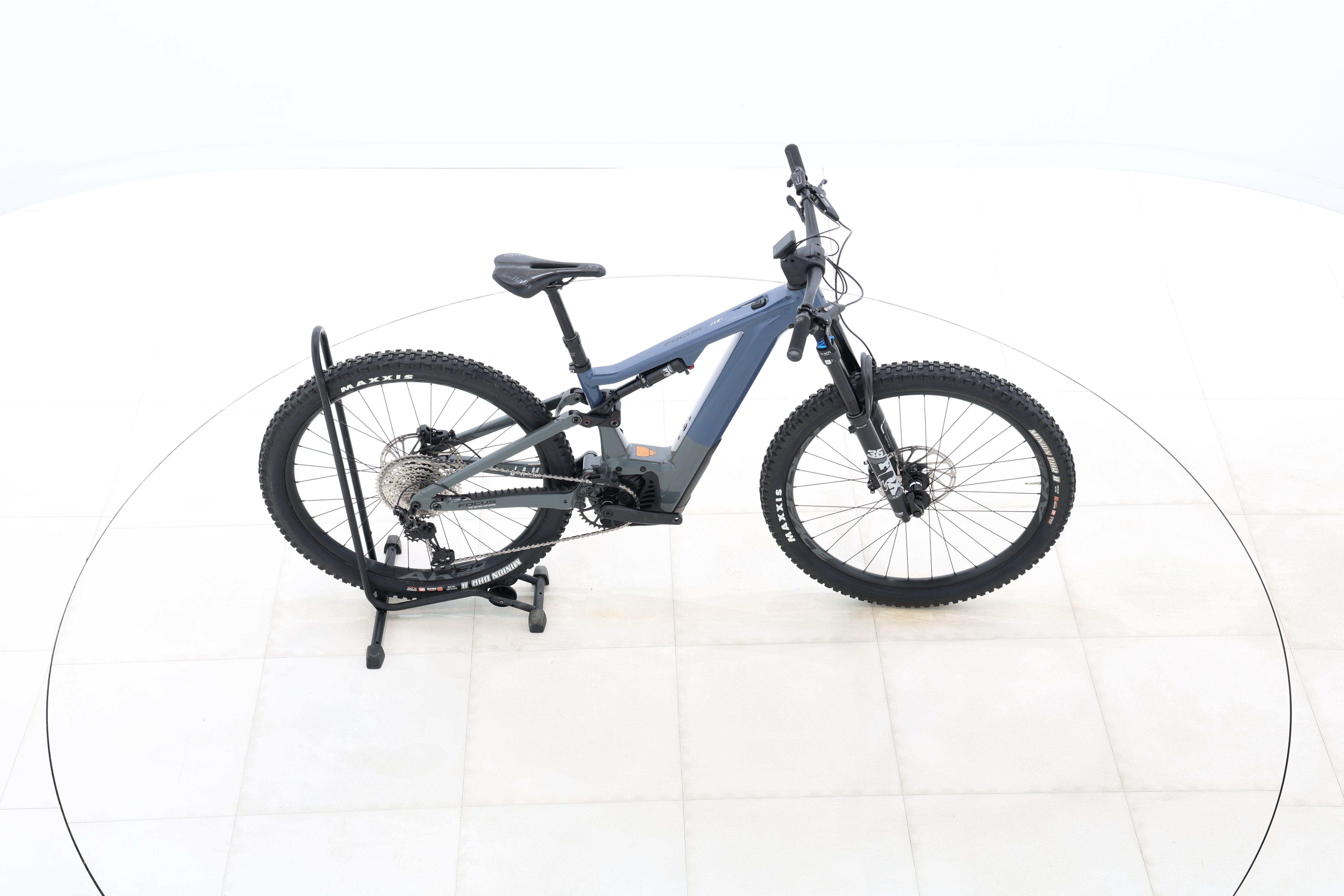 8813c82c-db7a-43d1-8358-ebee2a812a61