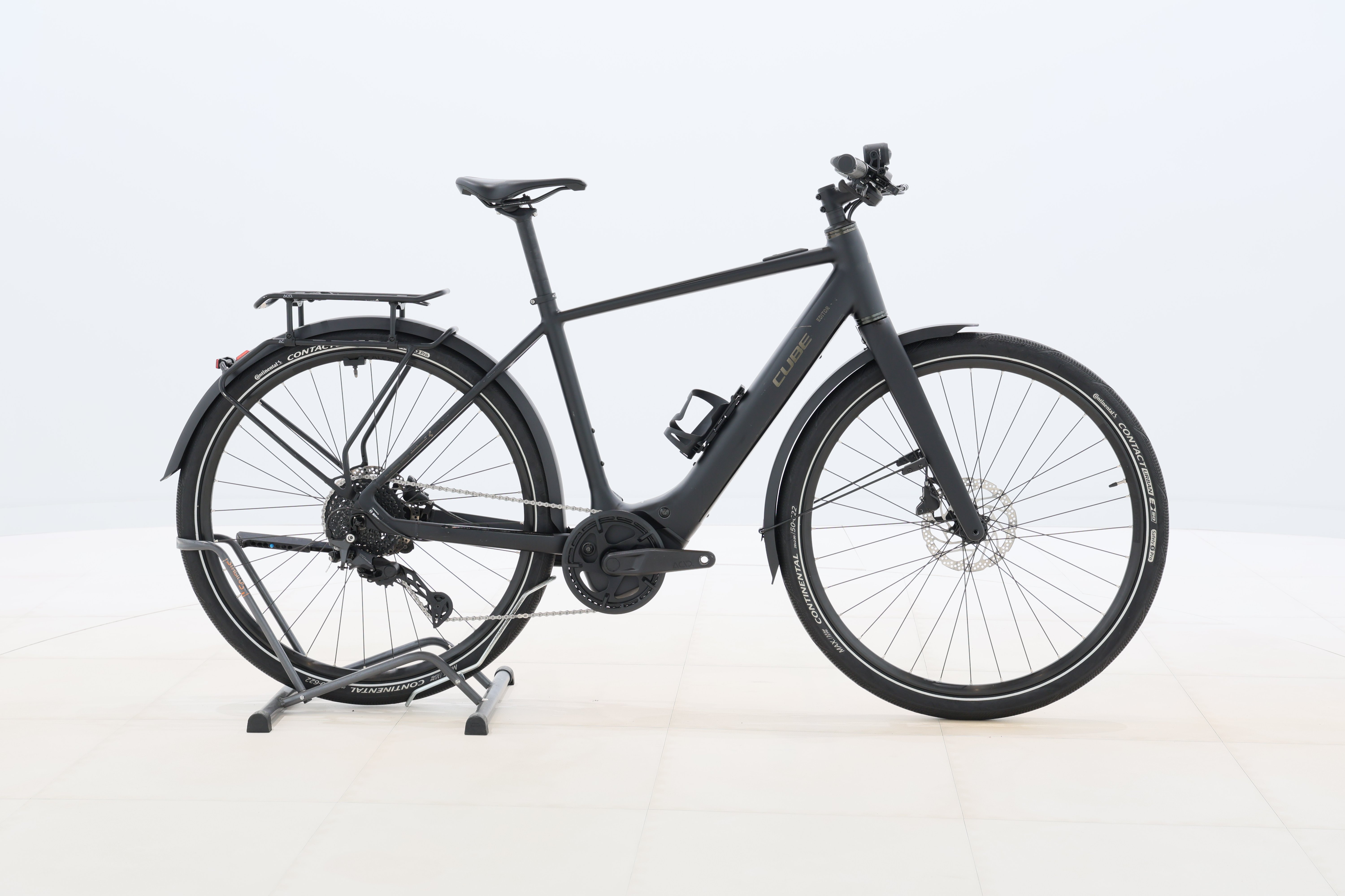 cf73a133-b804-49b5-bdf7-0bf2c9711771