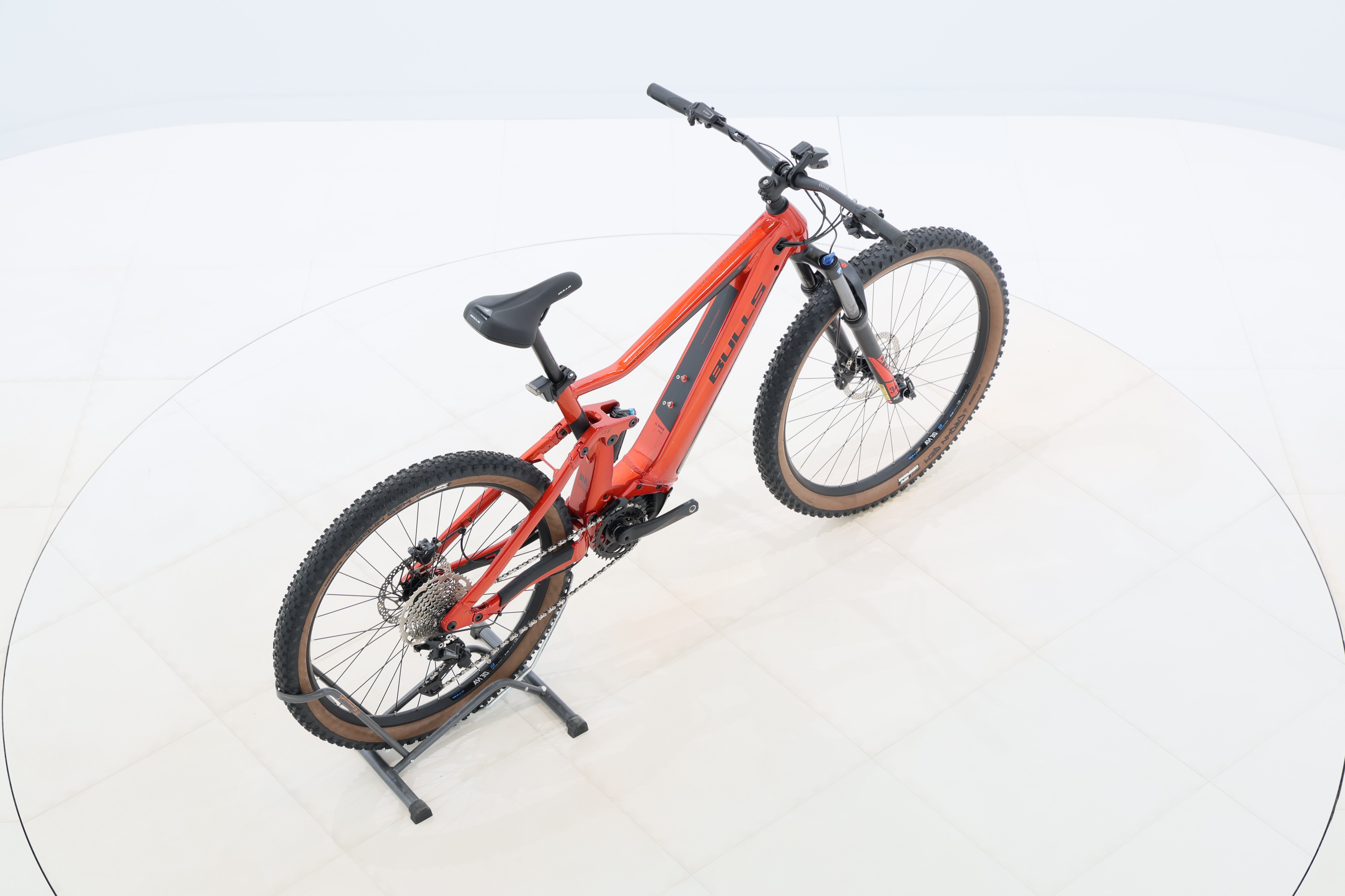 33853a54-8866-4784-b9d4-1cfbe5d24b21