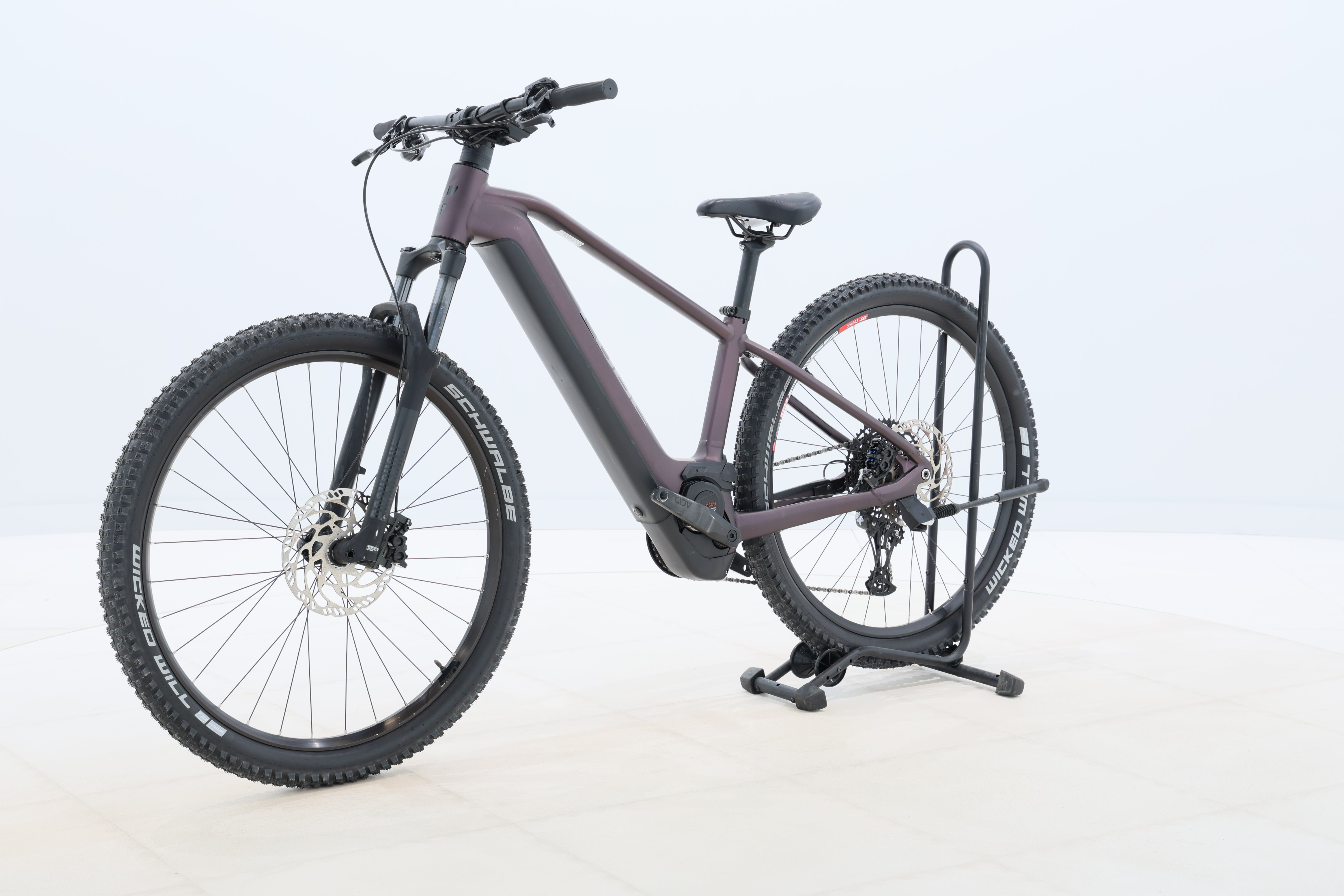 a01f916a-6302-42d0-9203-eab8274656bb