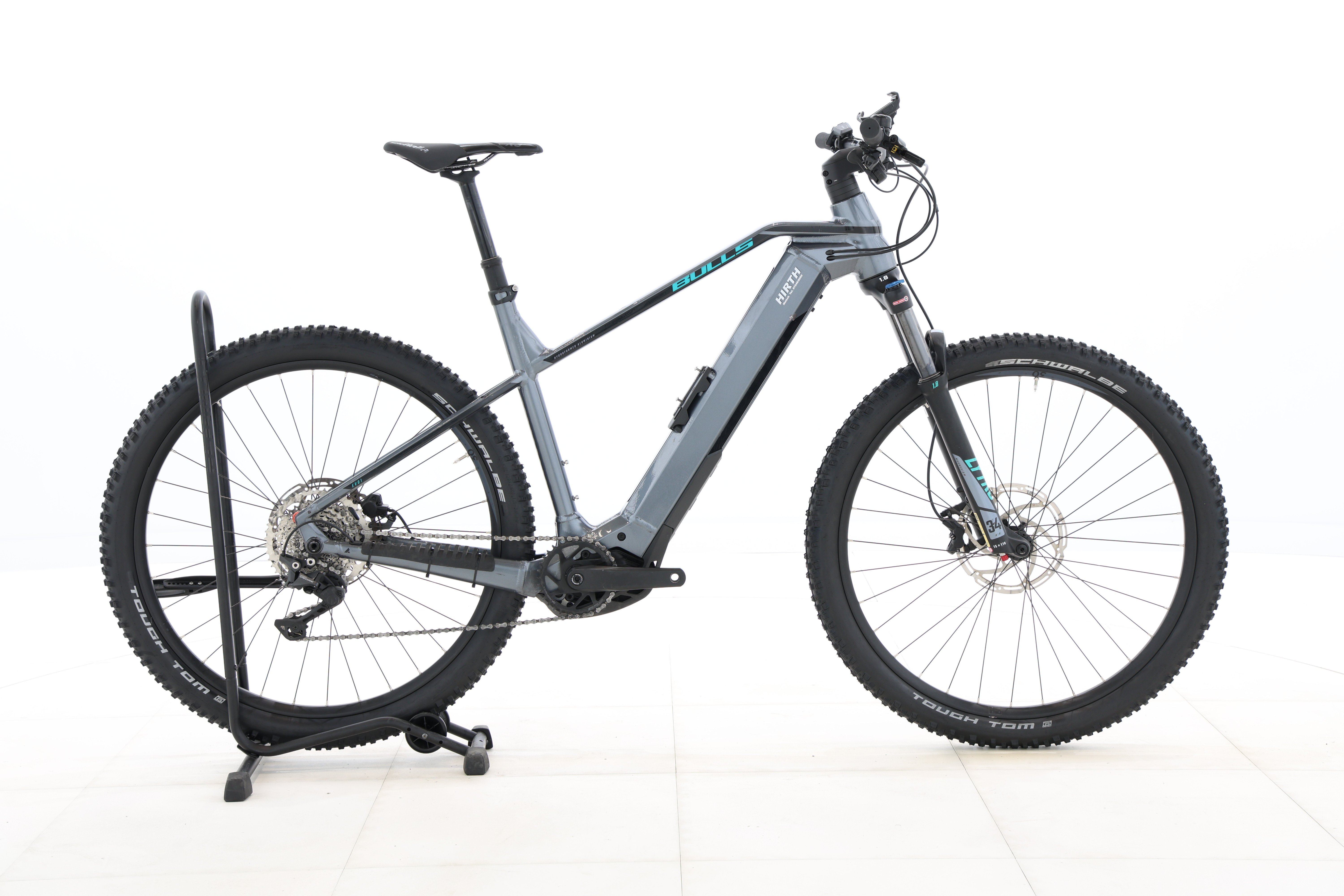 a933b77e-8780-49d3-9c33-3d8704e8a40d