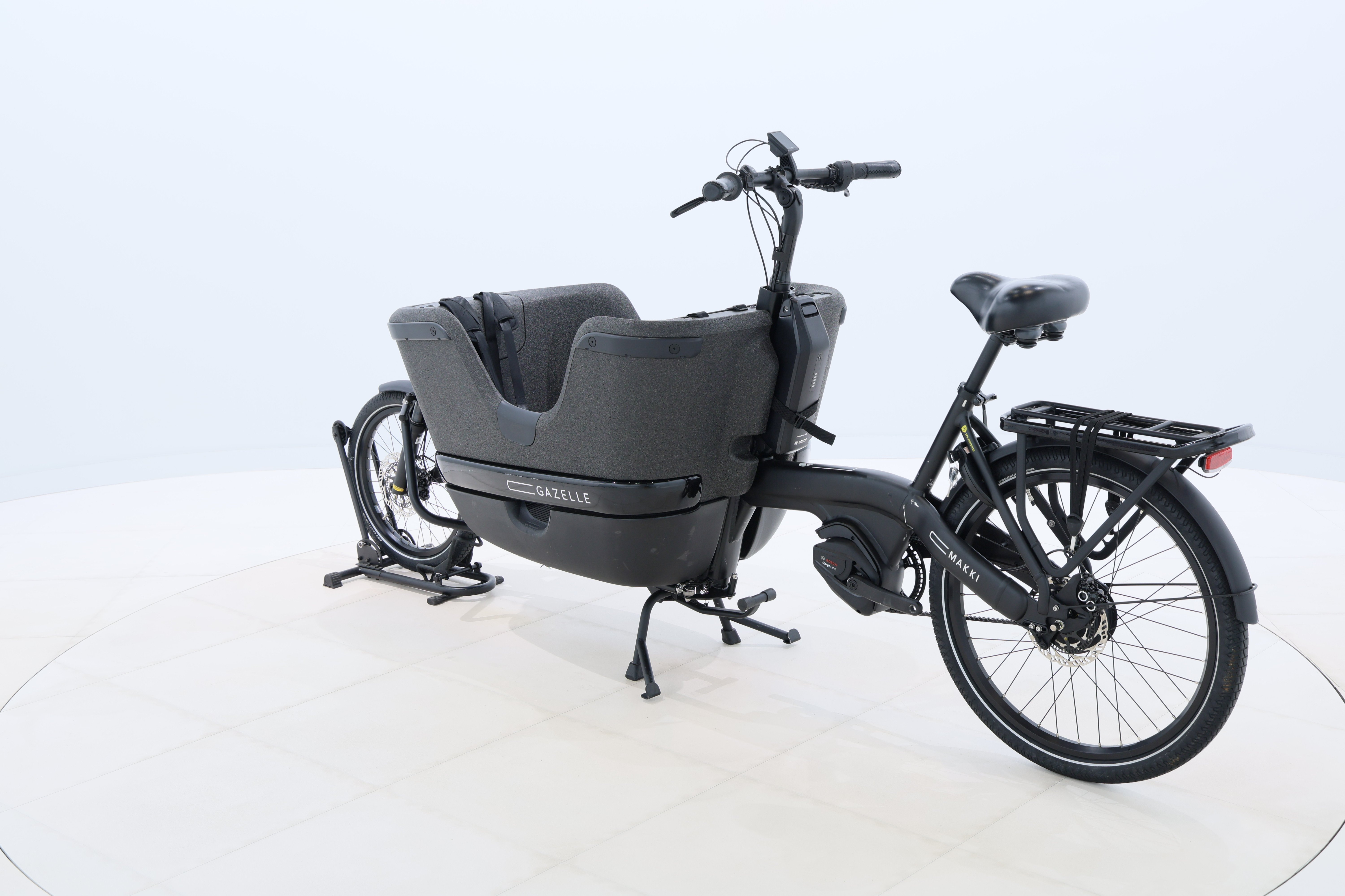 bd1f84b6-a2c7-48c9-94f3-db1921ba16e2