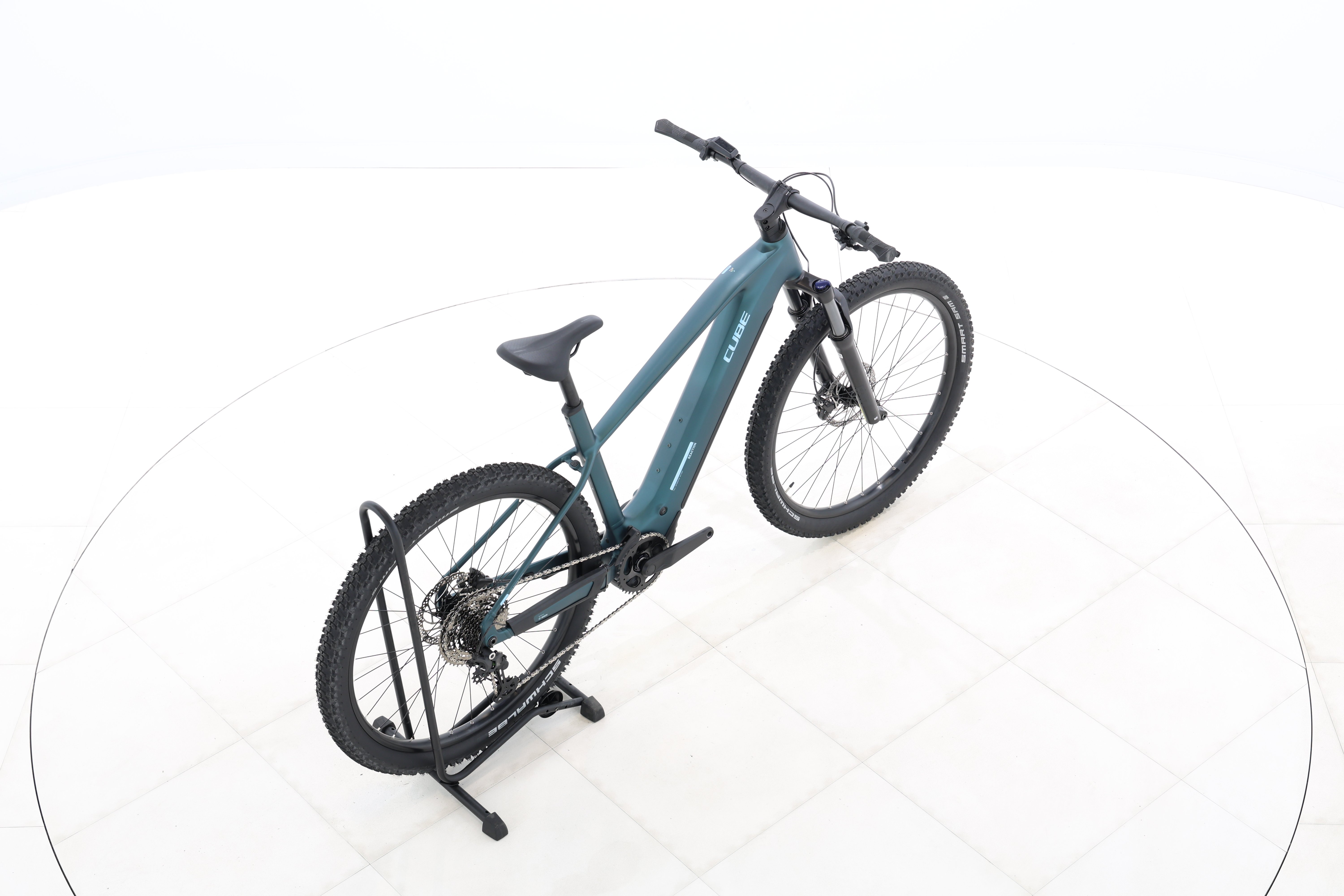 4b15cf81-01ad-41ae-9e2b-3462bea3a14d