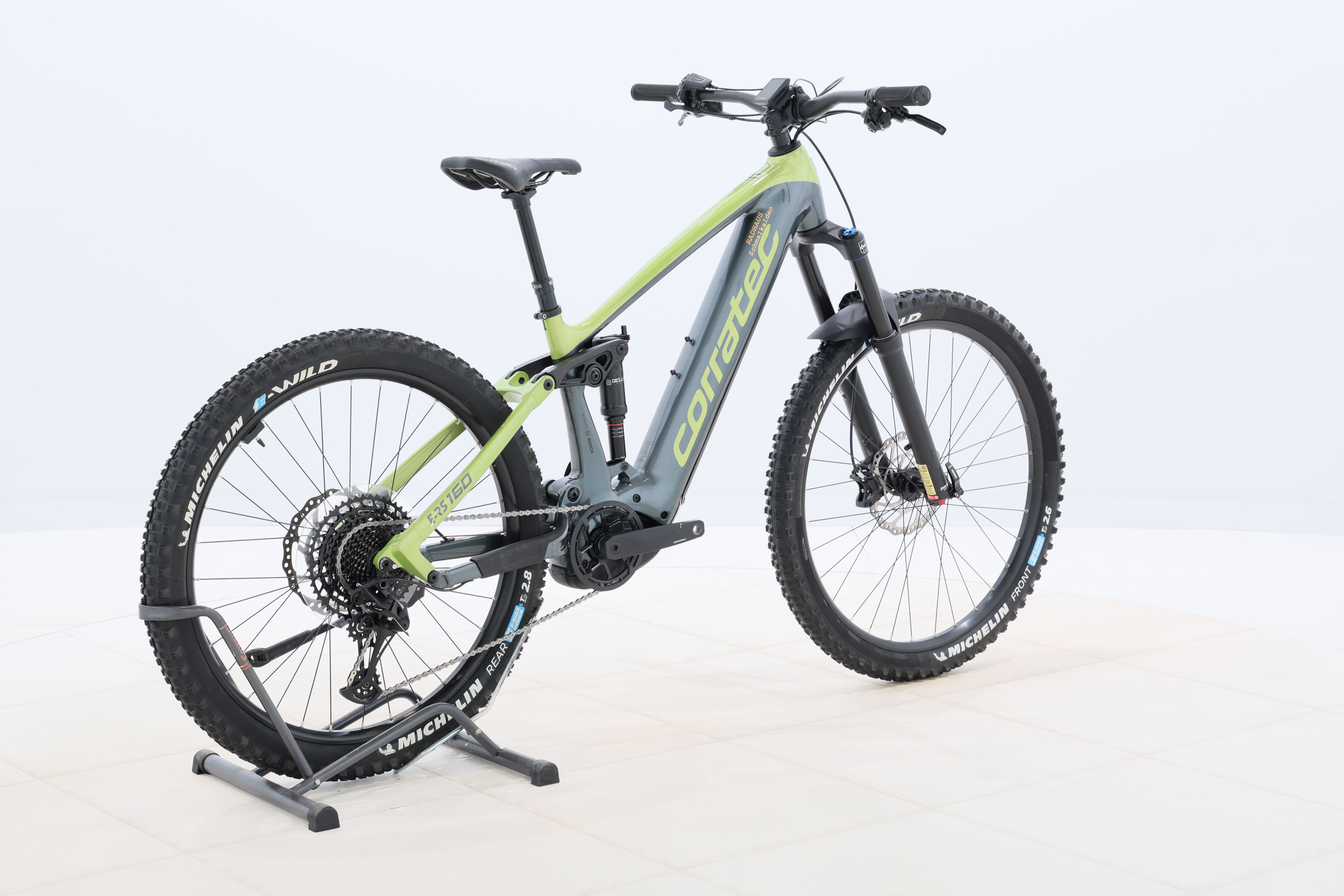 6ed013ff-5006-4e53-b8c5-32c0a92ccba0