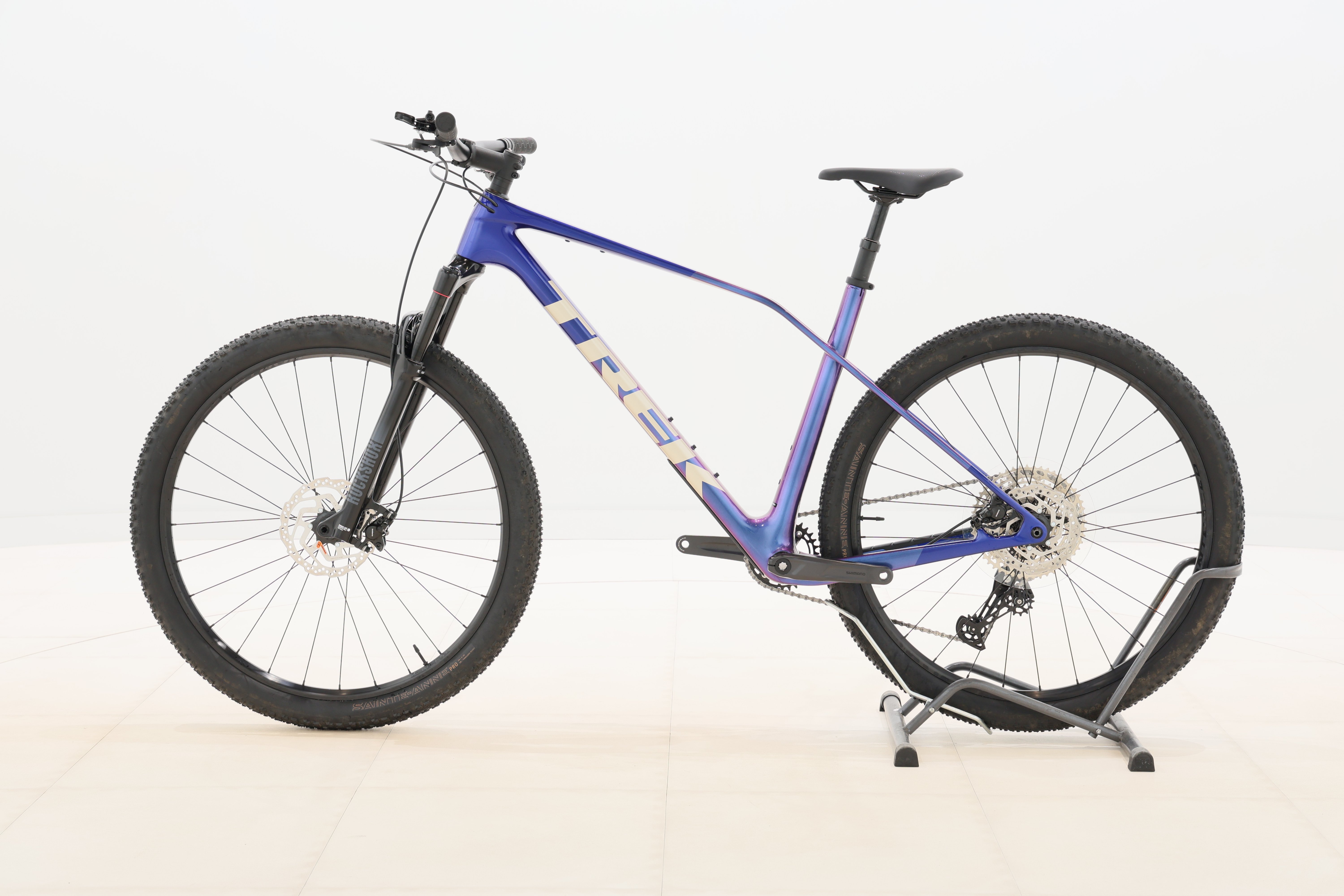 e363a0ec-fdf7-43d5-a3f0-b381a7c113f0