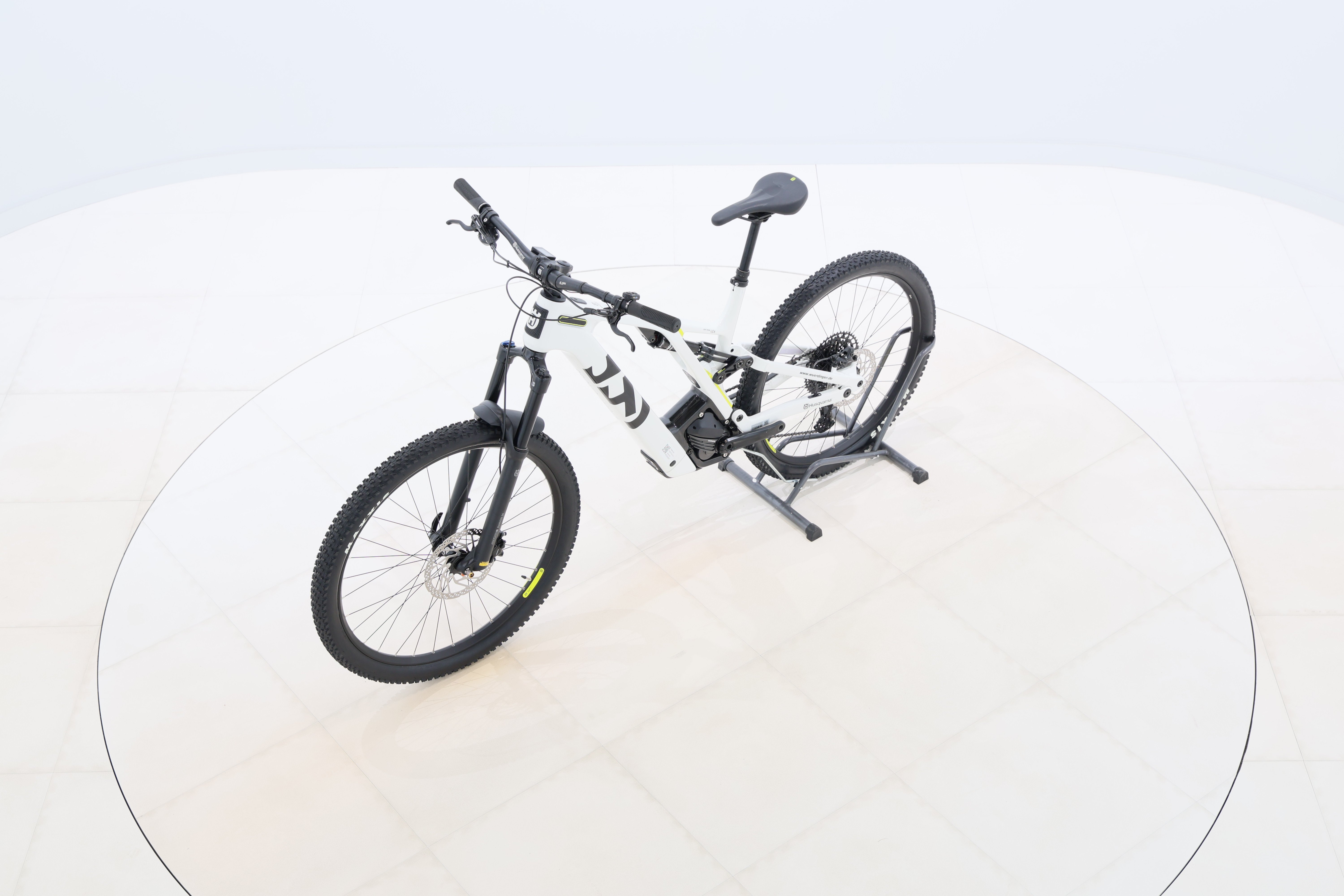 ae27a06e-8a1a-4890-80f2-530b4ffbced7