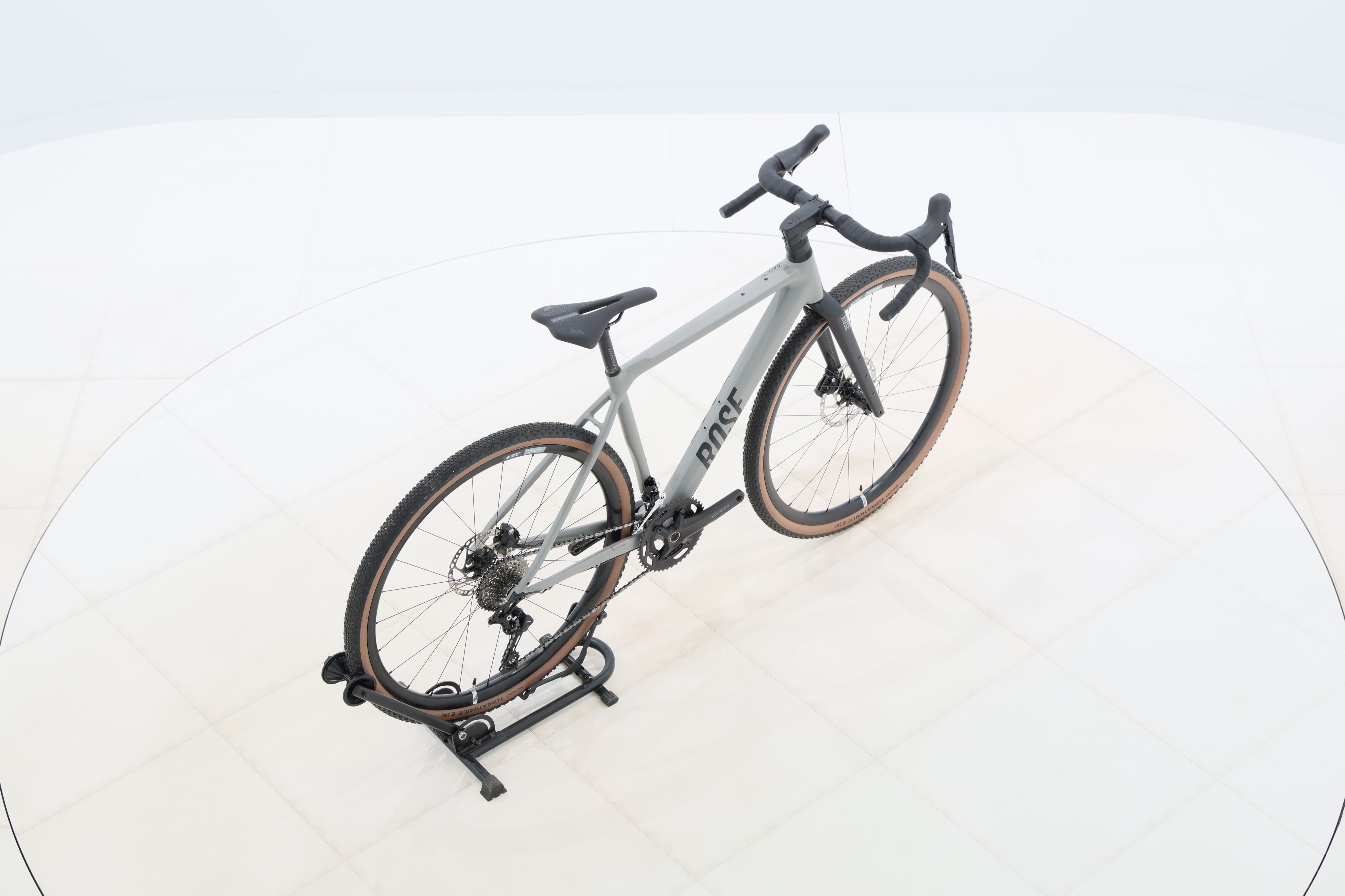 e27eb29a-1cdb-460f-a8b6-4a4b1d535361