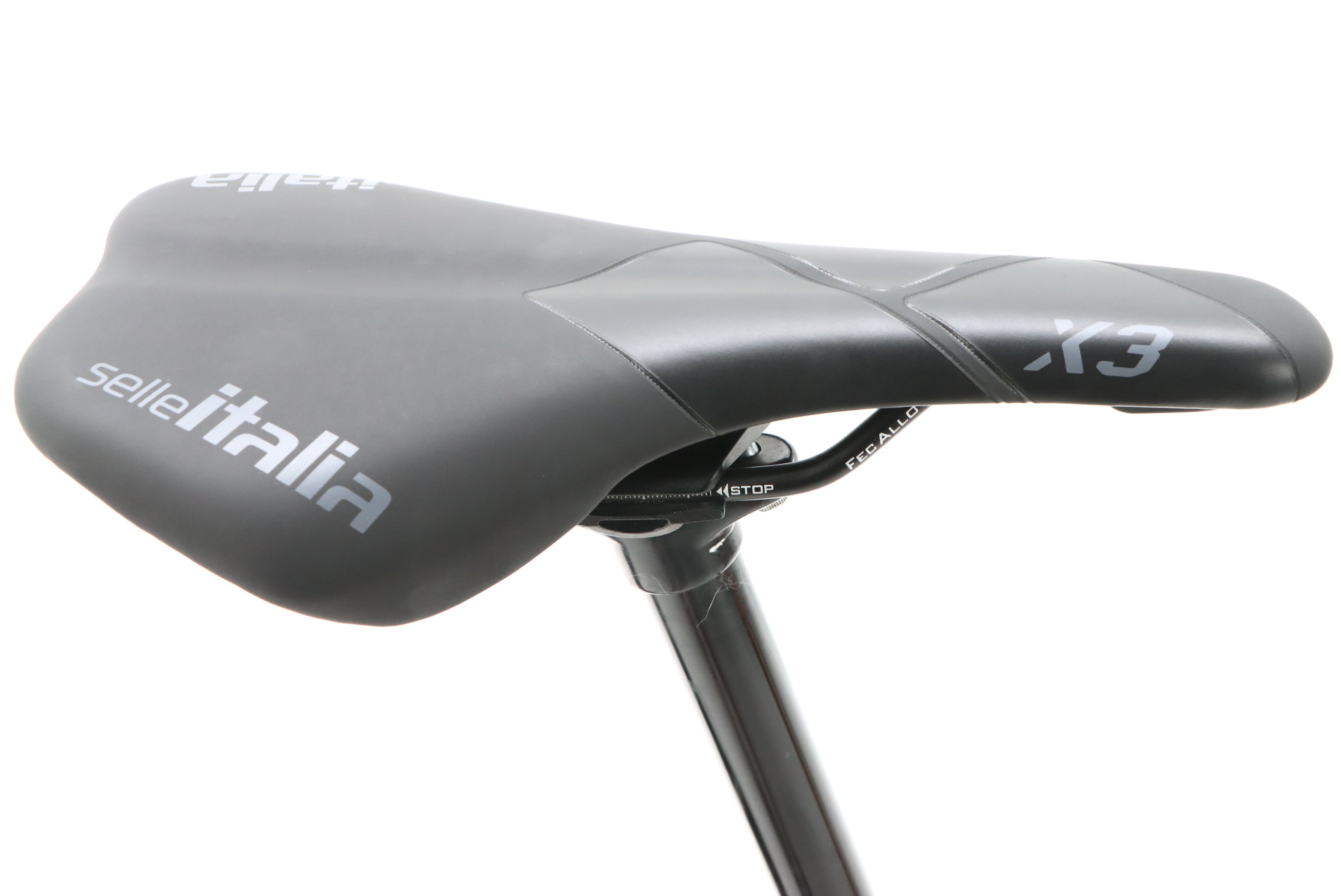 aa5b06cd-3356-4fdb-ba47-d406024033ad