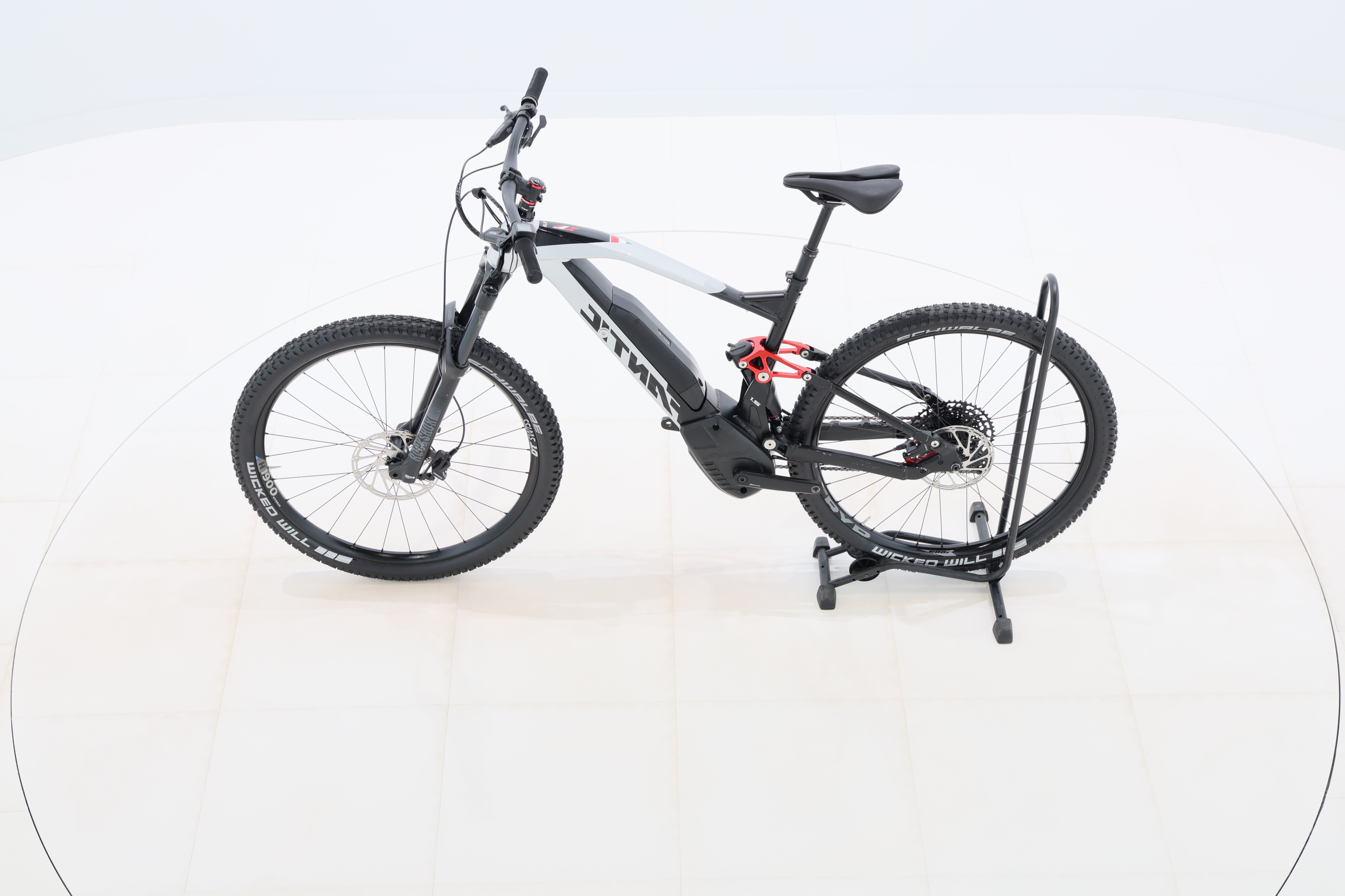 37de155d-74ce-4dda-8fc8-16246d6dd377