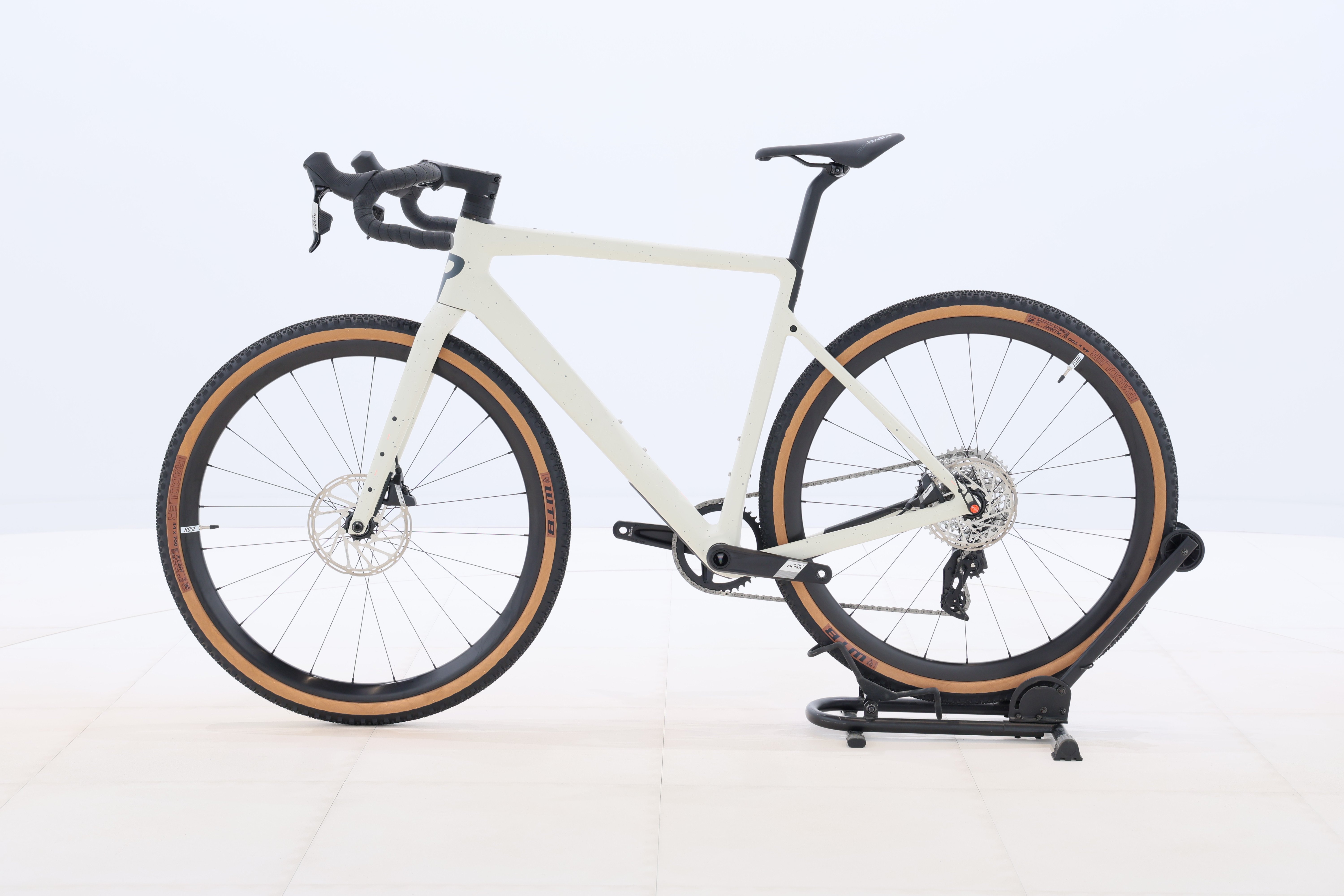 c942323d-3820-4836-9626-9940dd175db3