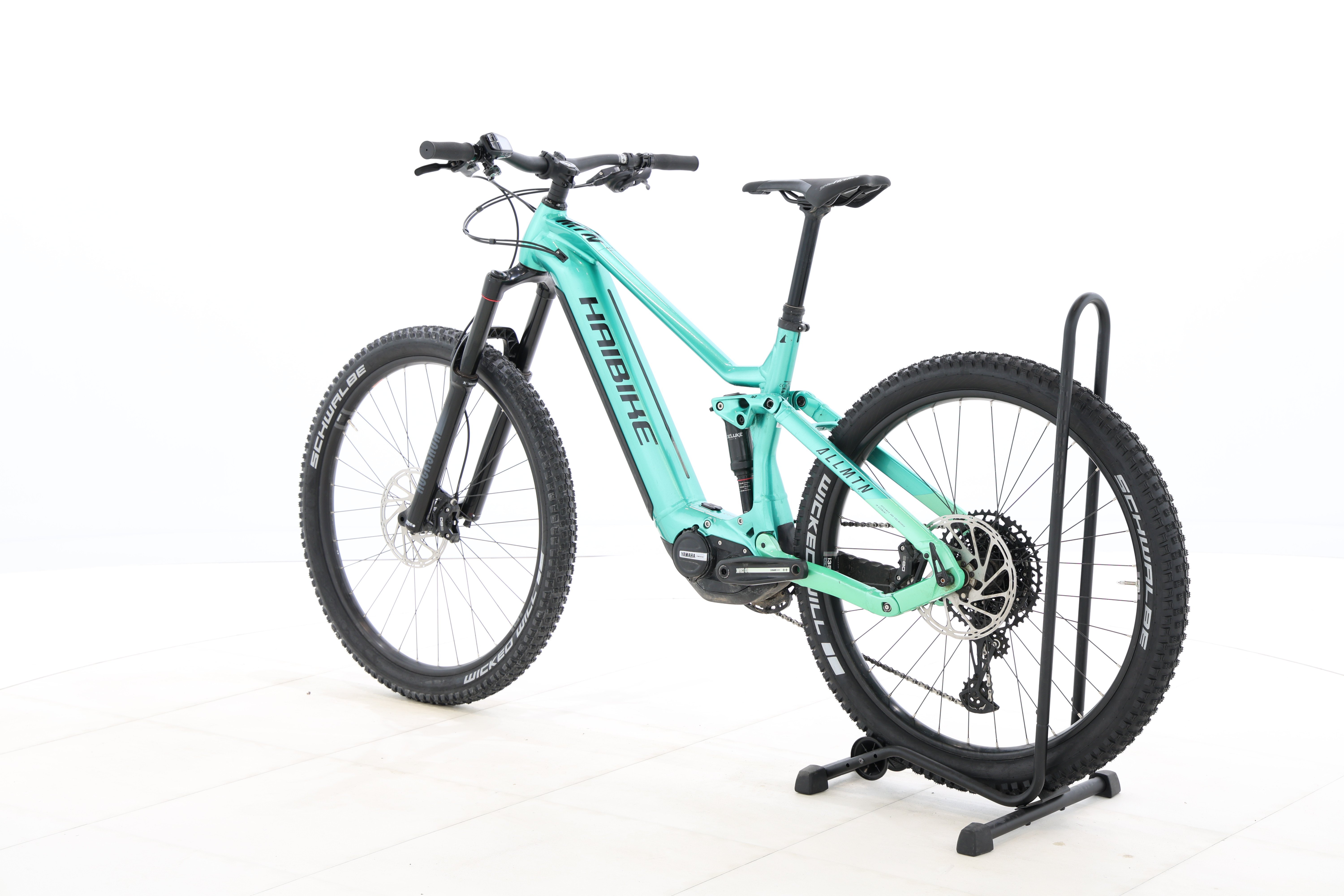 62d2c9c6-6176-412d-8321-5f8f60319b6e