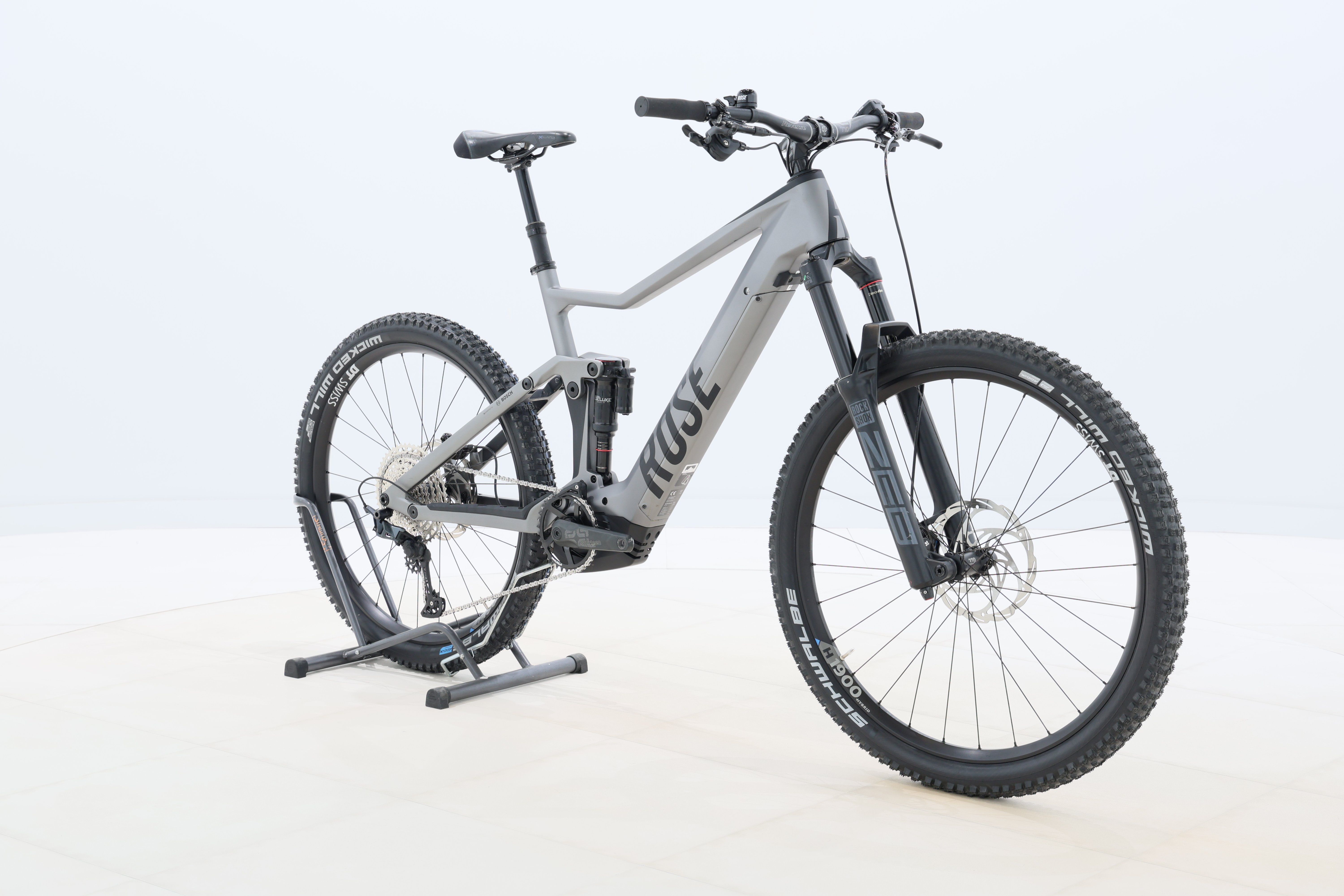 fd0d33bd-bc27-407f-a97c-b776951bb879