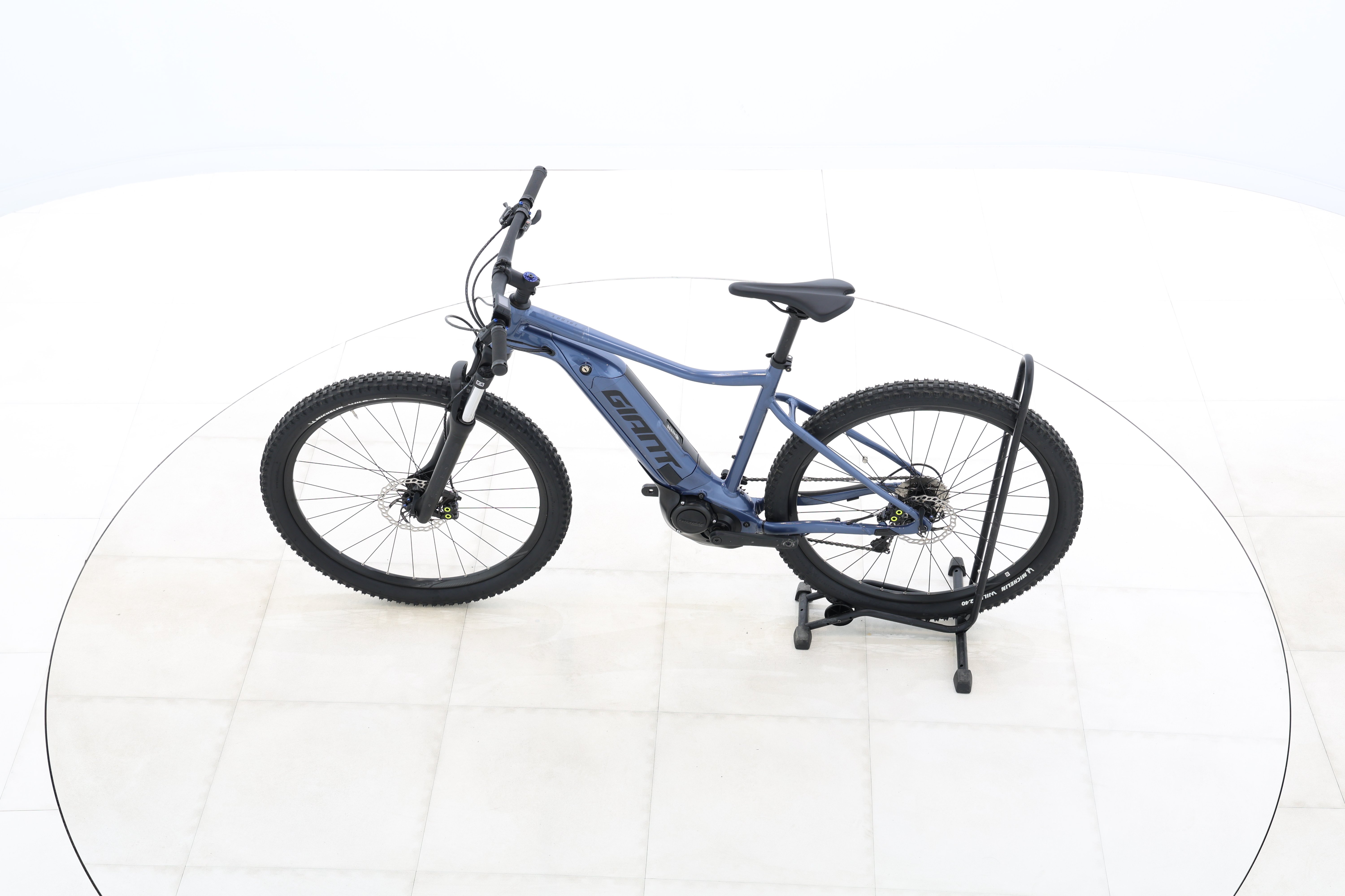 410f84e6-59d1-46a4-8506-247dfbc101c9