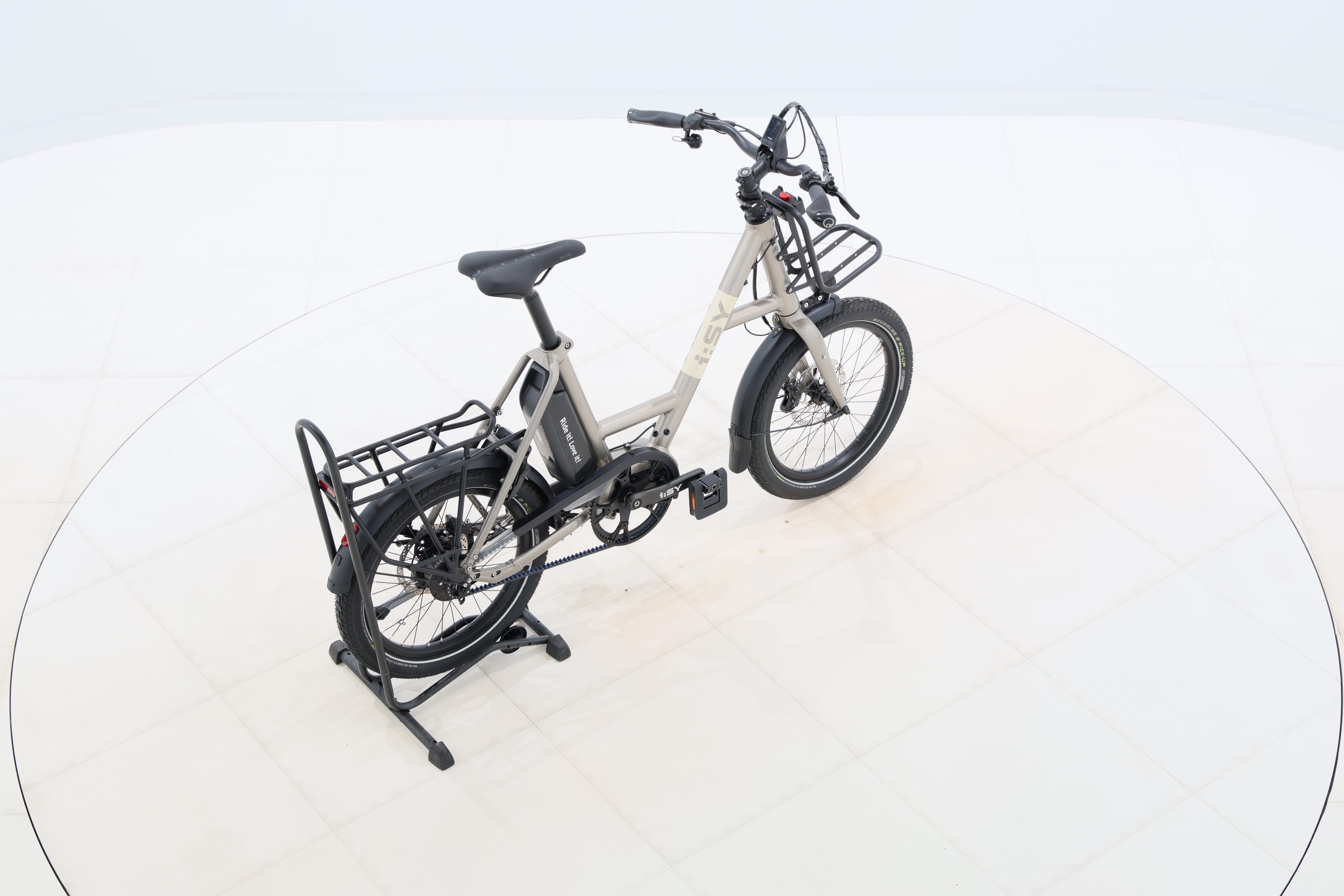 3bb1c854-4cfd-48cc-a819-c3380147c4c2