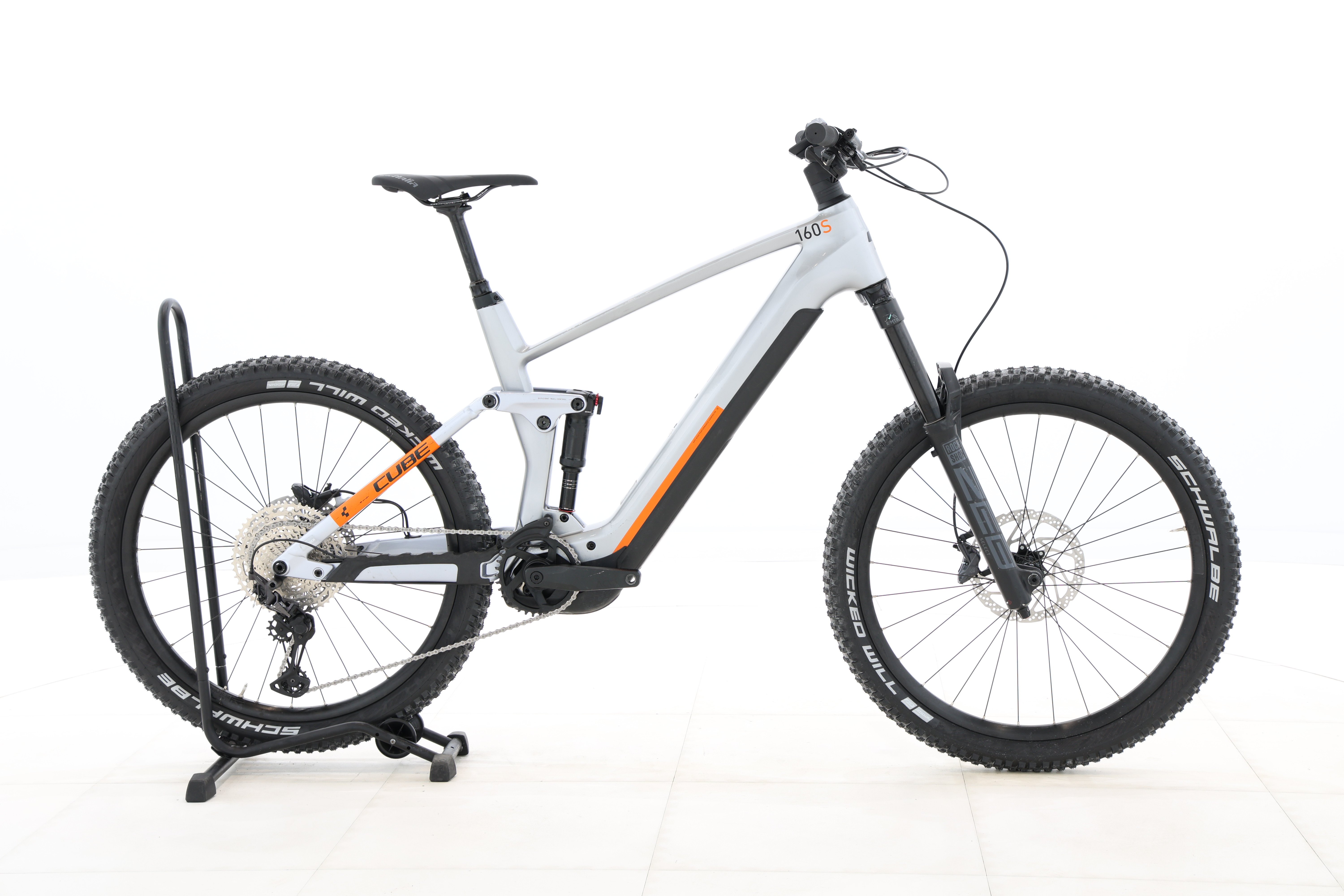 3ba7309b-9086-49d2-bd33-892c8340d6f2