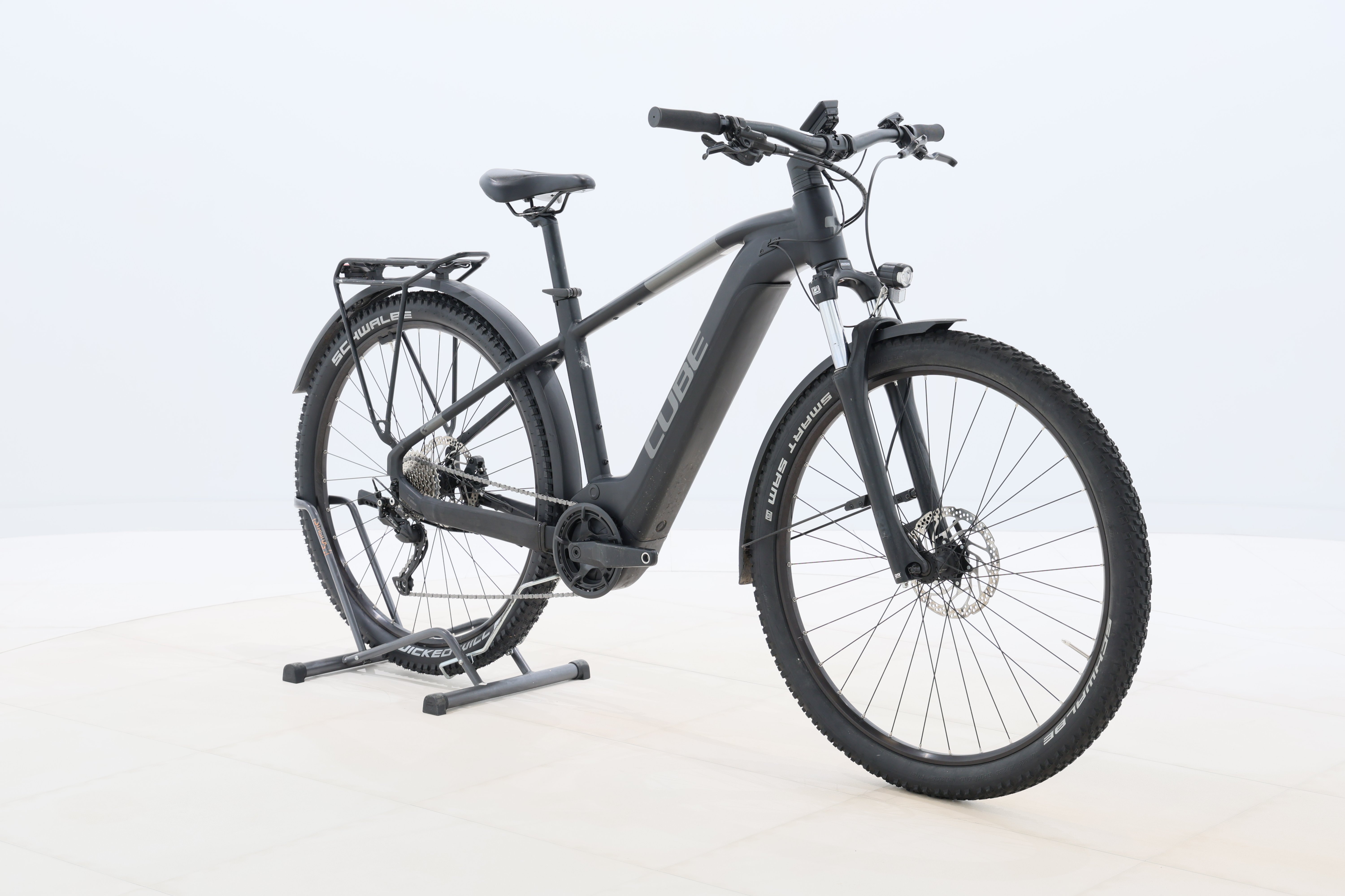 2bc2ca23-459a-402f-9ed6-7d314a261882