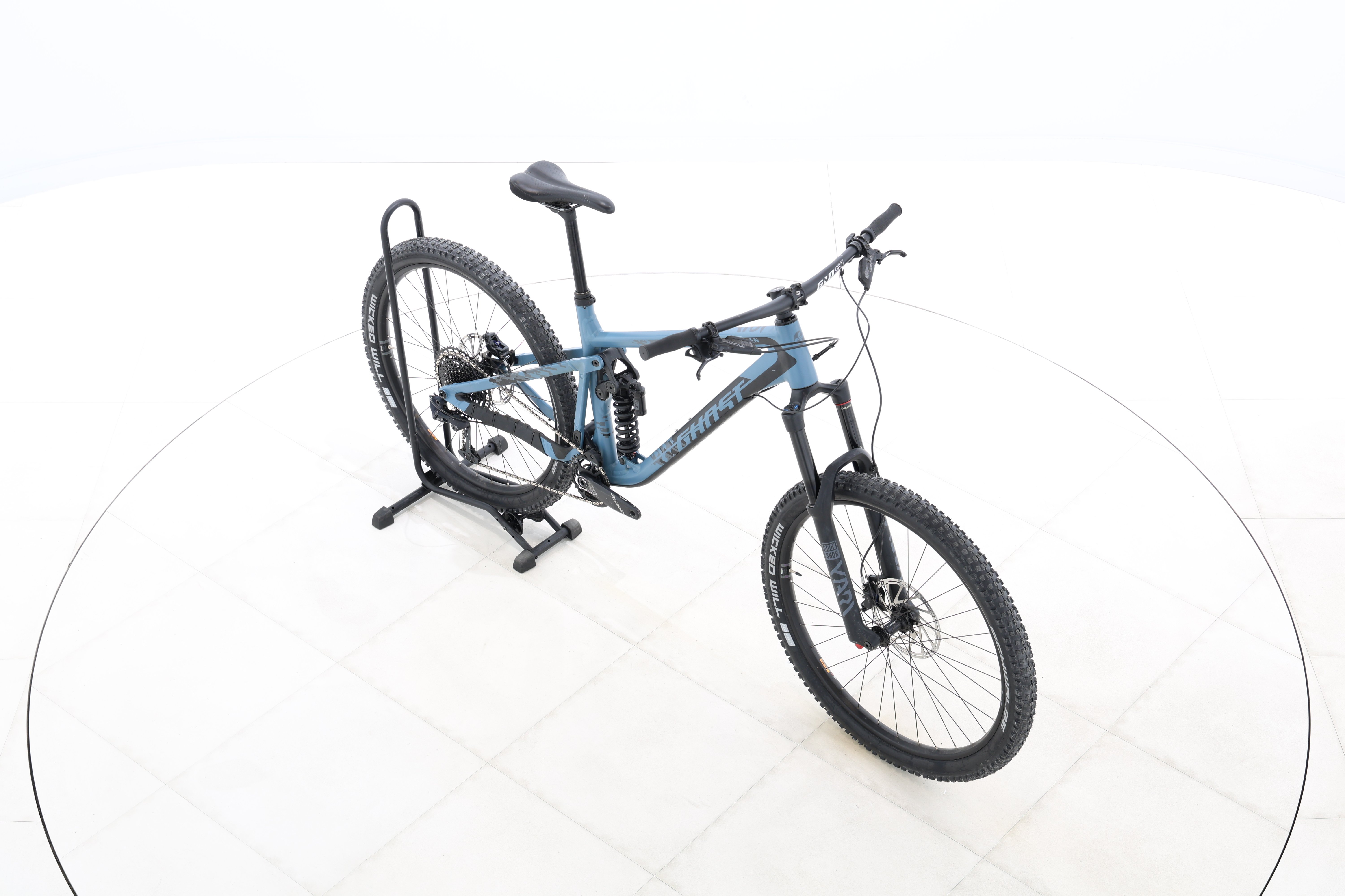 bbf18a42-0098-407f-8d57-d597fa0b7b0b