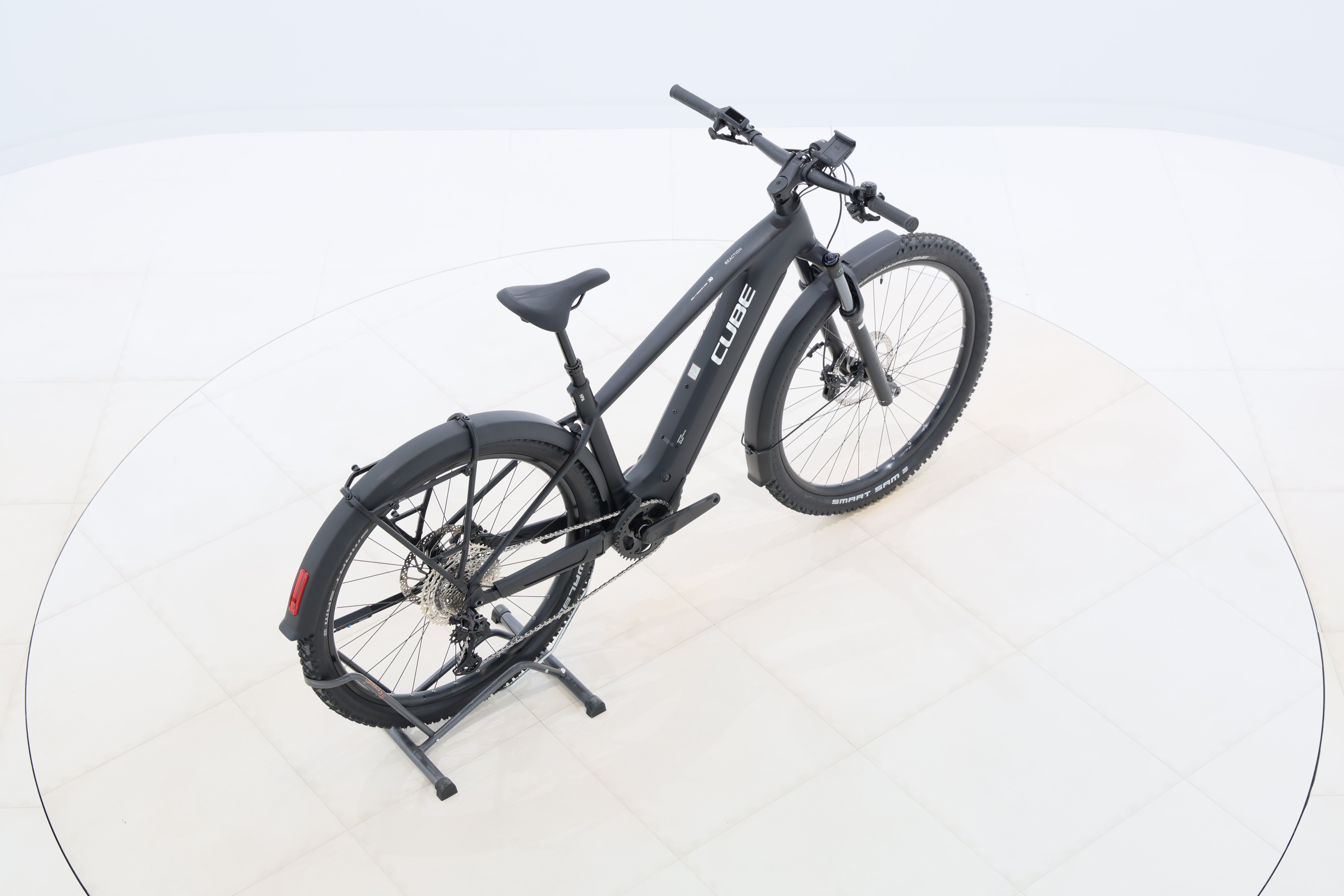 d9d0d3d8-3e67-47b5-9389-3d6116225c36