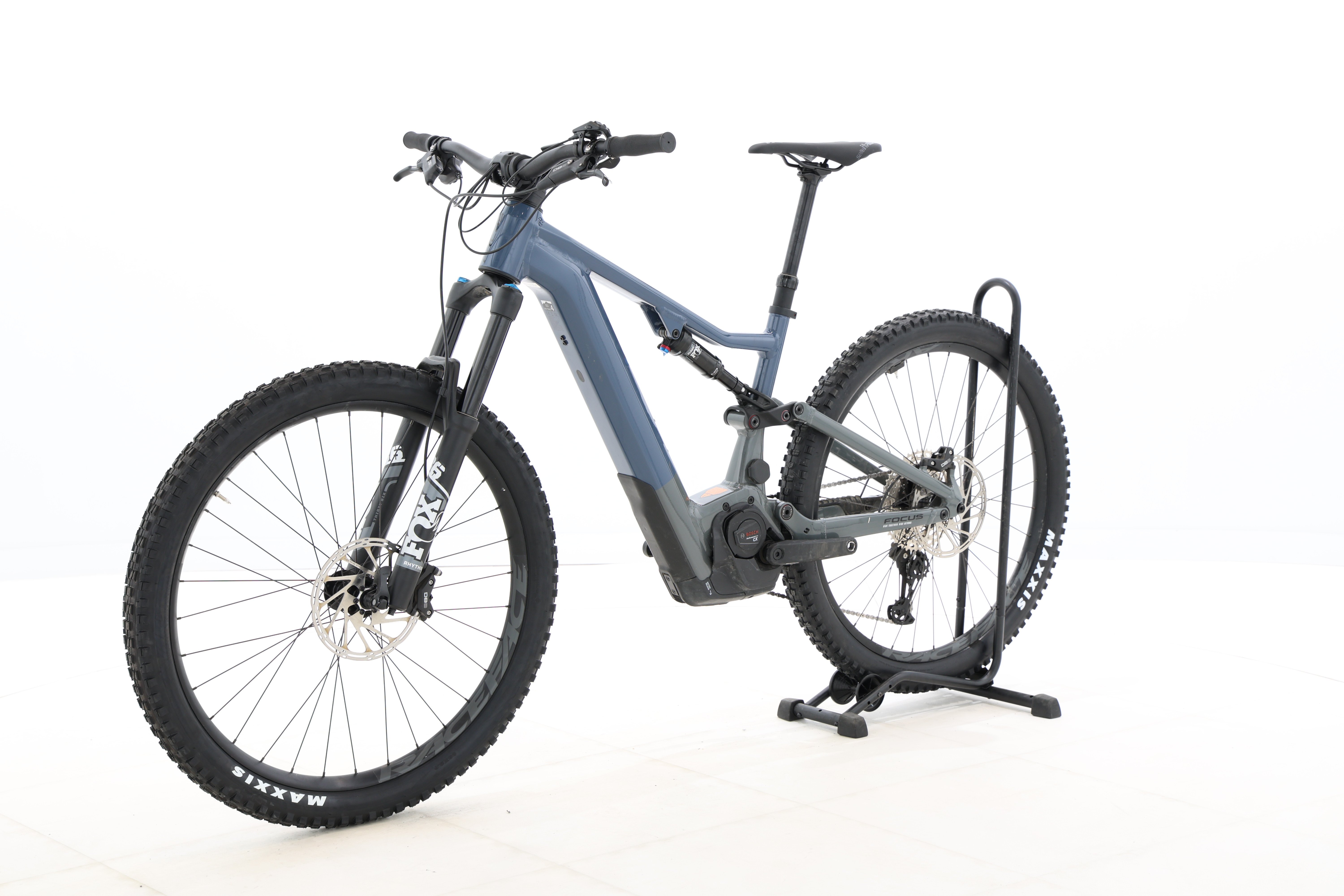 b8a999fa-6317-44b3-be6e-b92b44e77f75