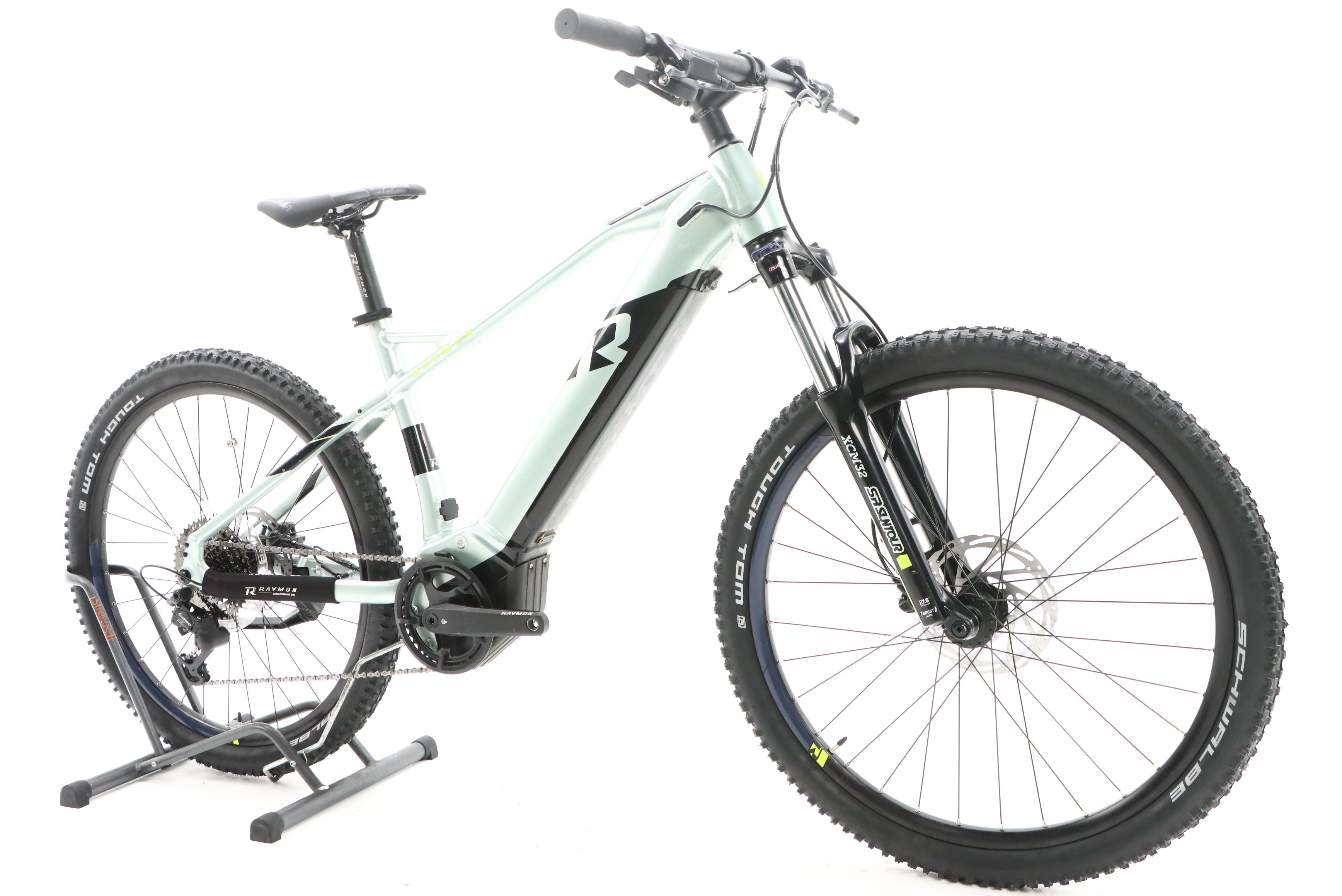 c7250b32-dad2-44ad-ba64-3eef0a35e8aa