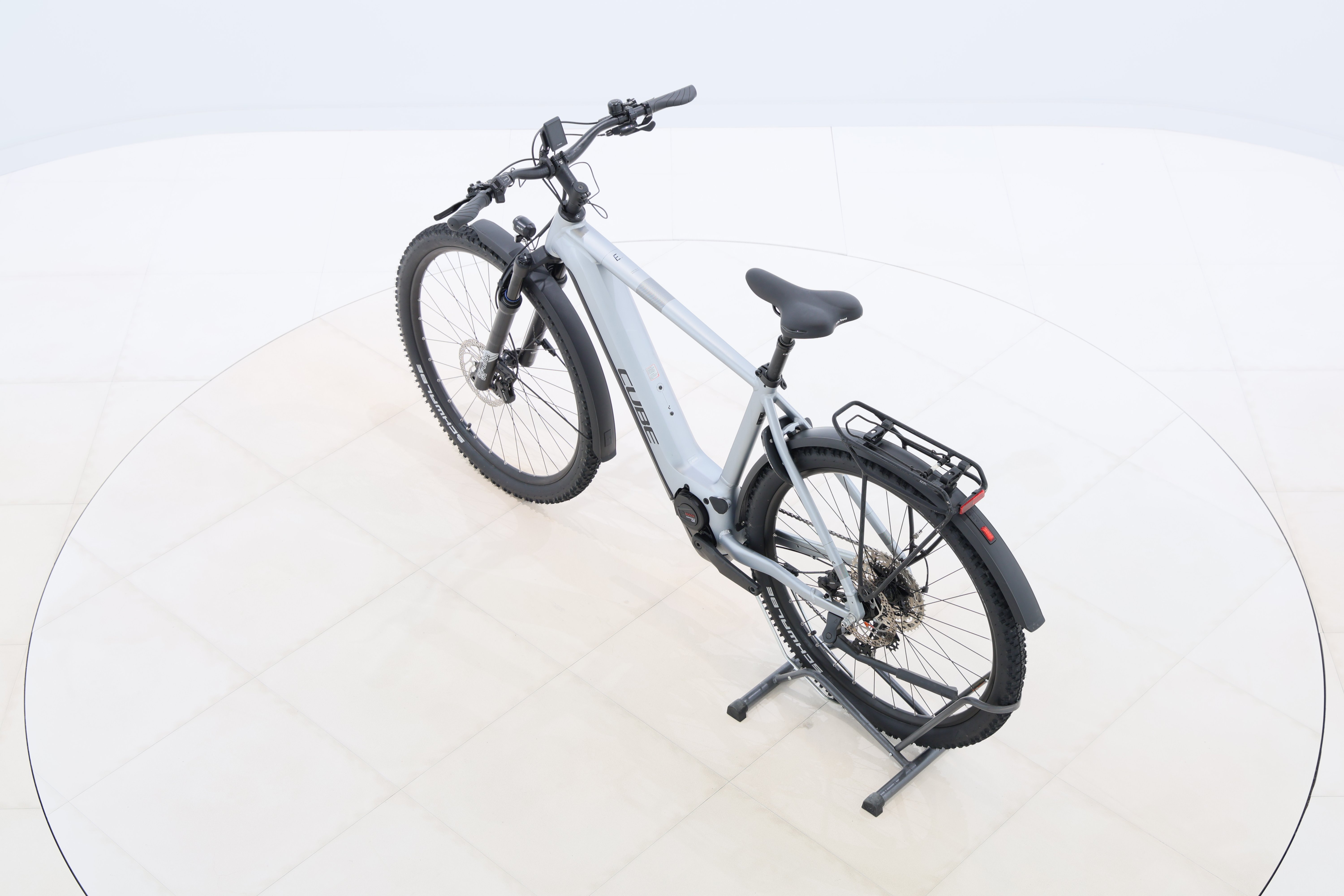 f61a6895-ce60-45de-ae59-2136fbabf5bc