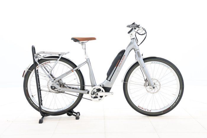 Flyer Upstreet5 9.83 Anniversary 2021