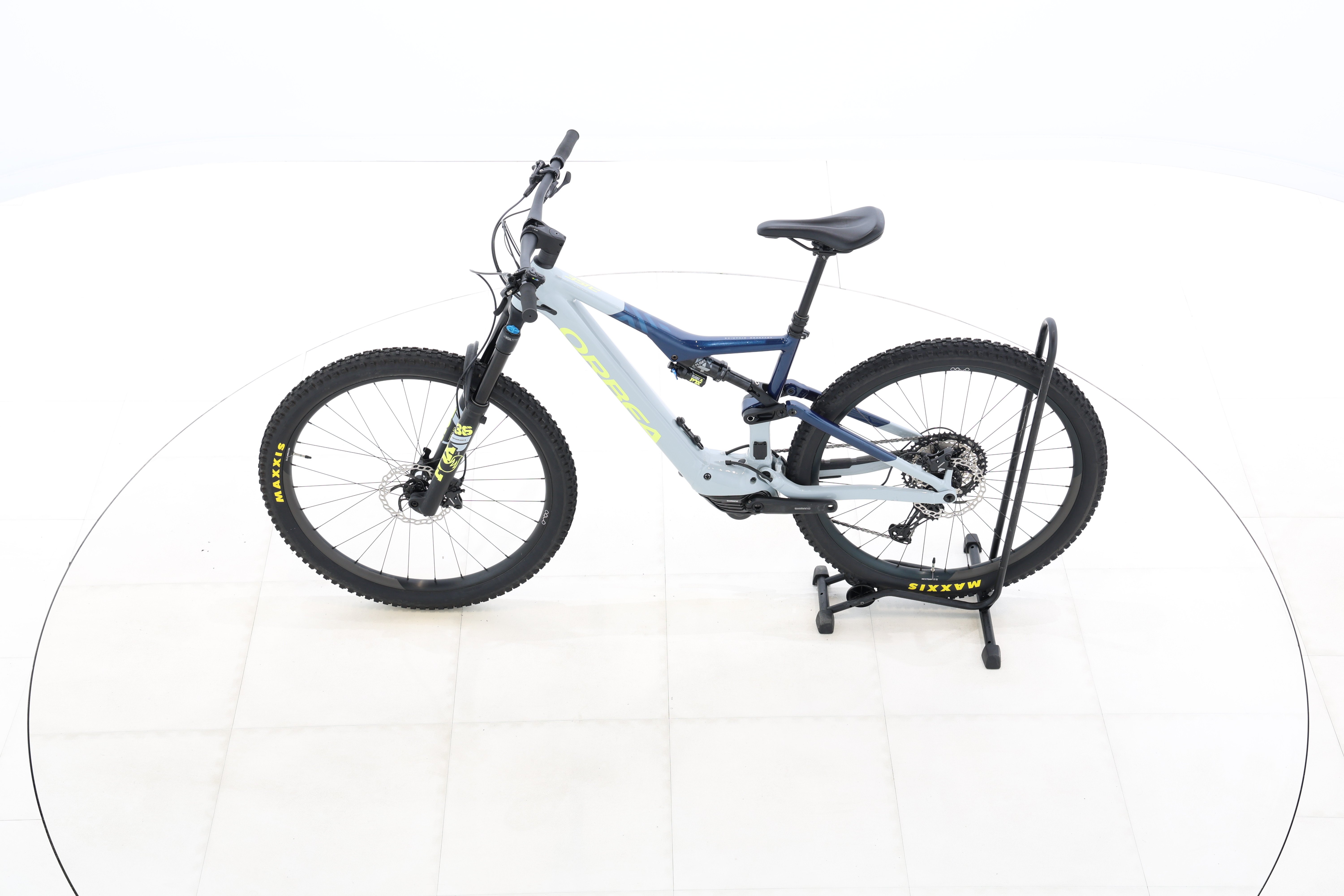 2ca3abe8-9857-4cea-b9f3-0bf21a61e9a0