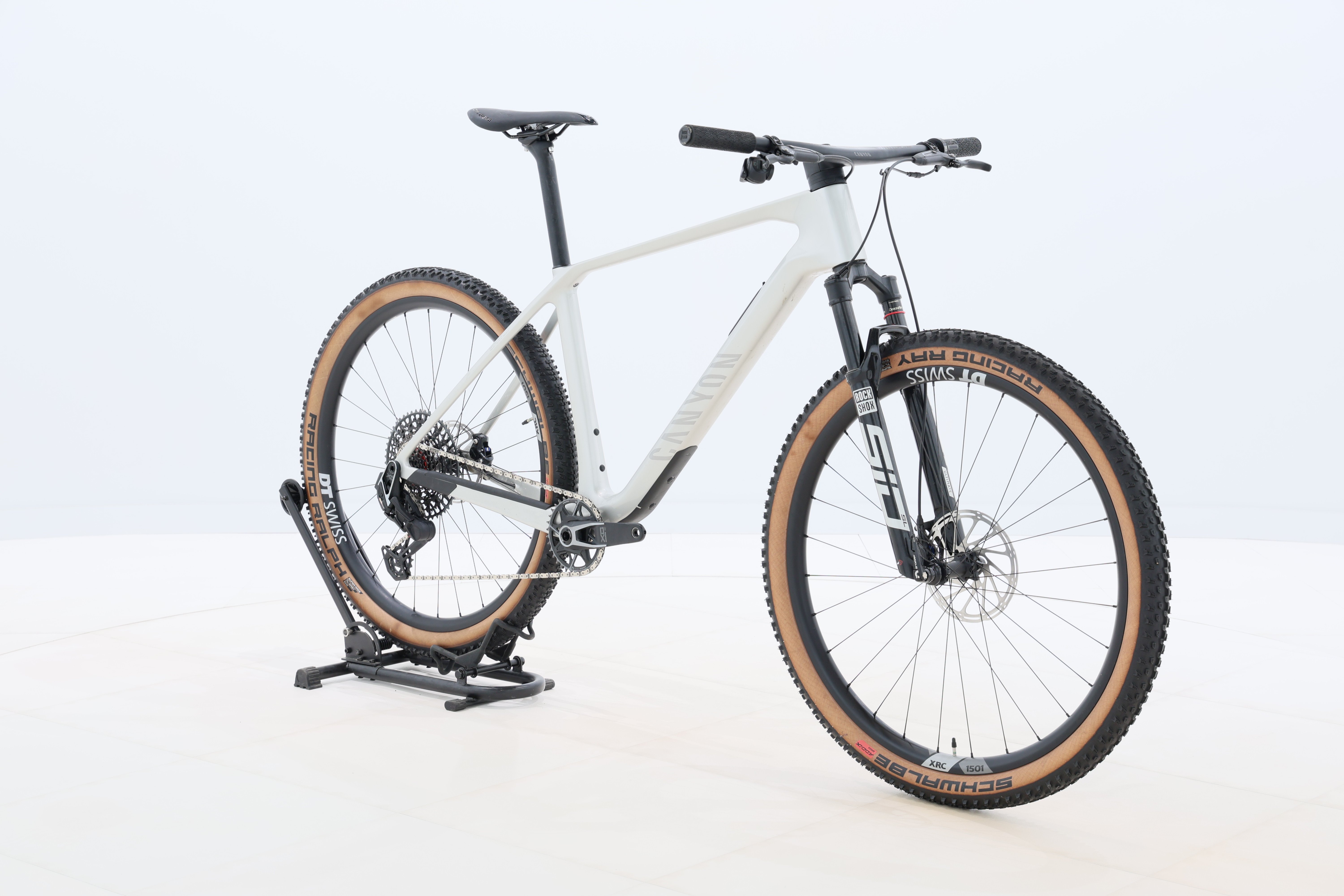 04065930-b978-4404-8358-79d0faba7242