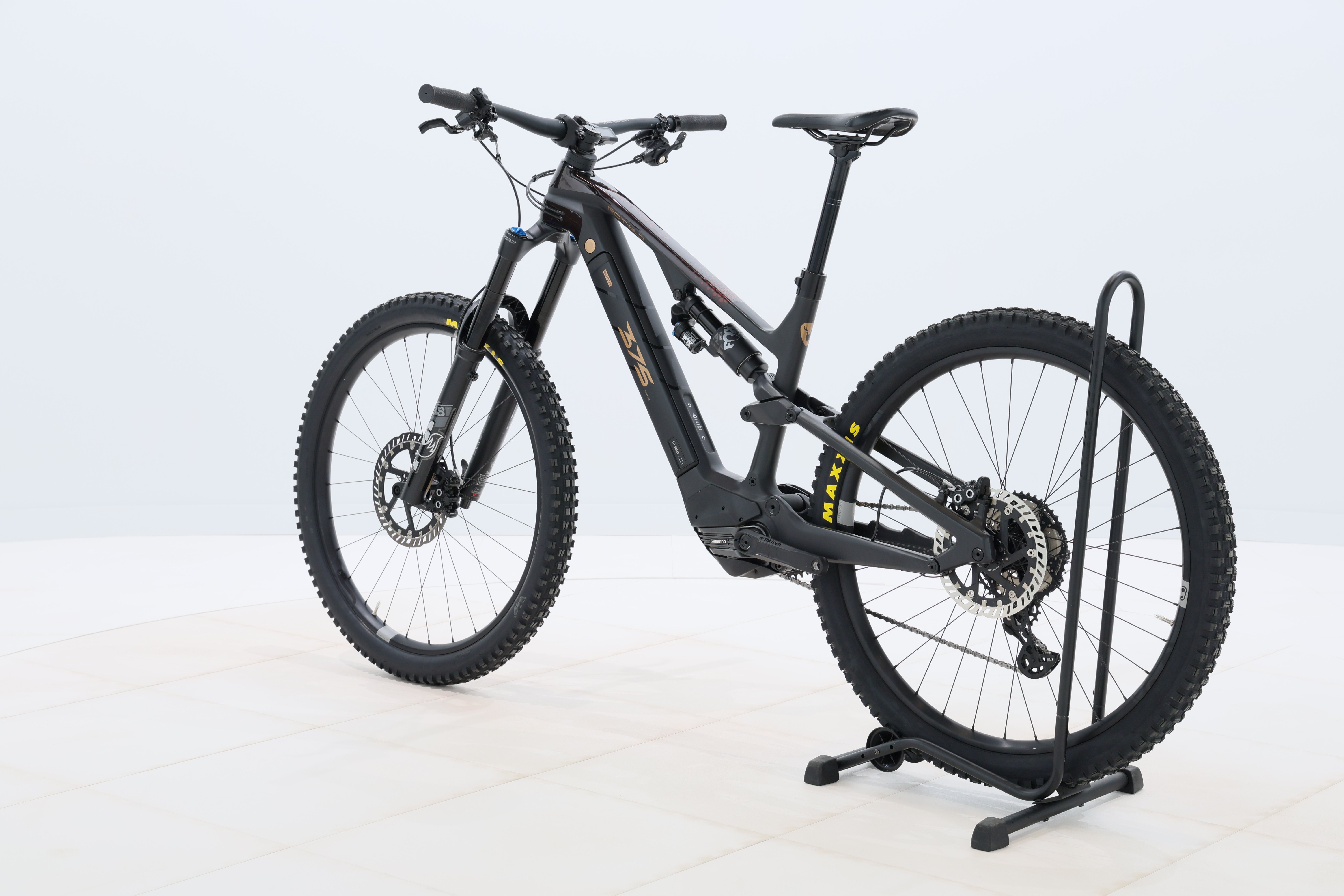 7f04a895-87eb-4600-925c-c4f469069b54