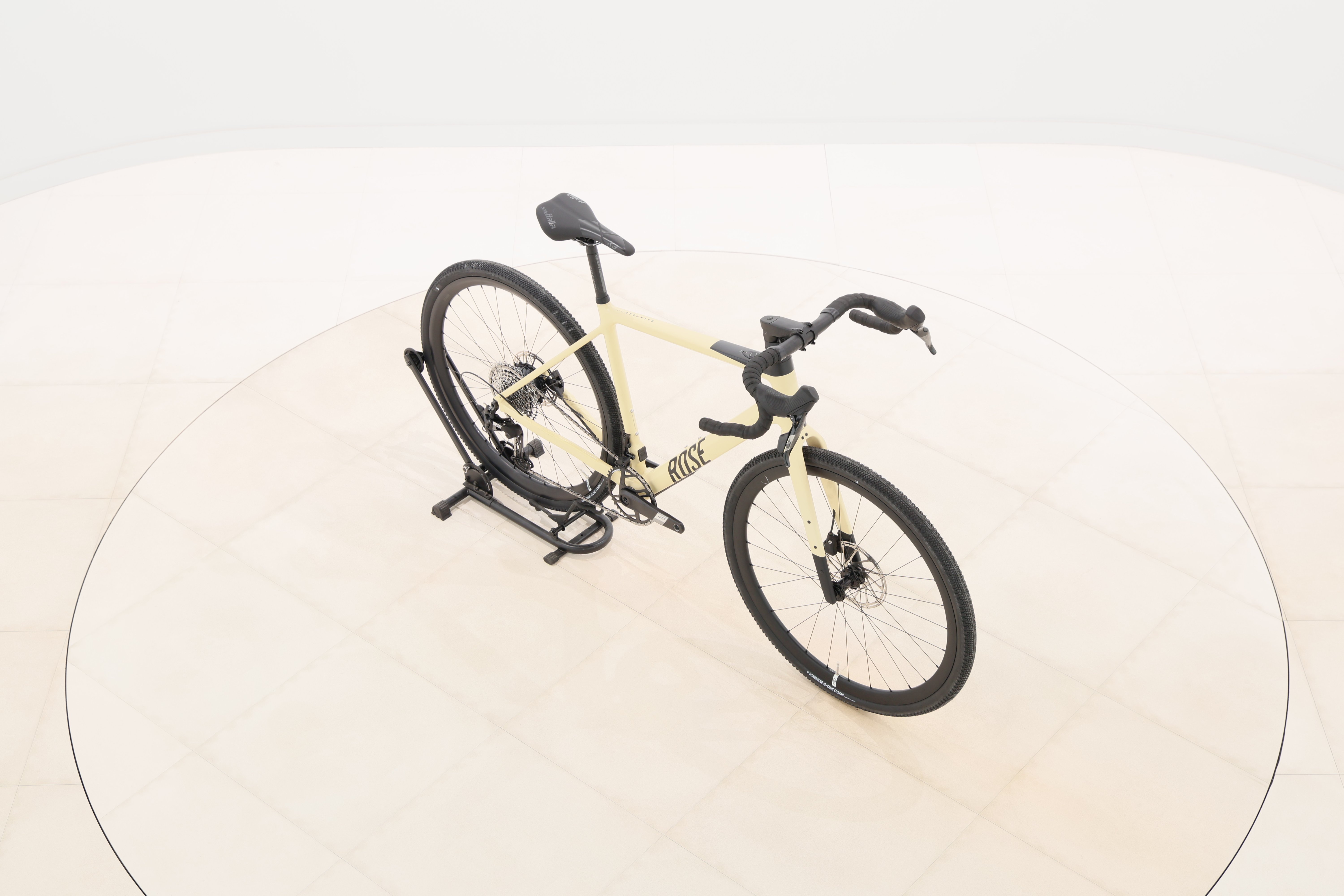 1ef755a6-08a0-4525-b990-4df9744ec85d