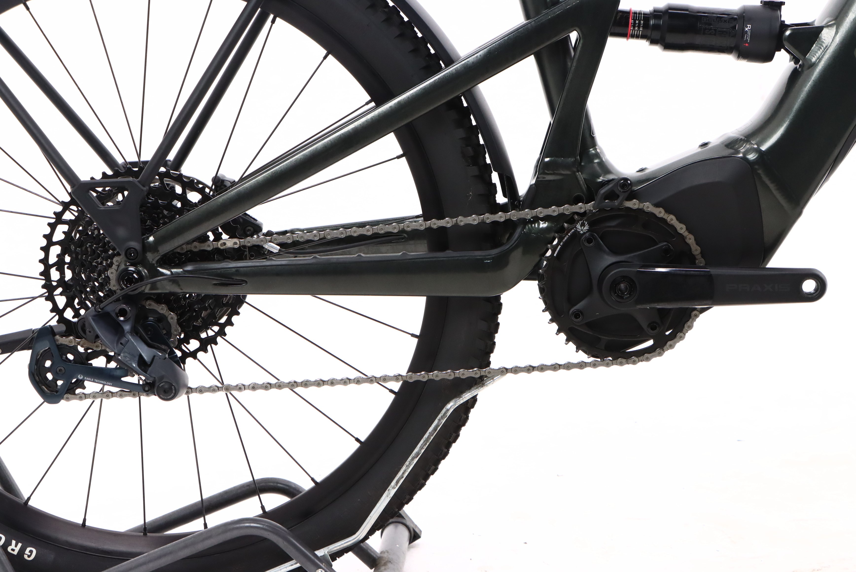 d4c9bbe9-1408-40fe-a9e1-2a94f79abe5f